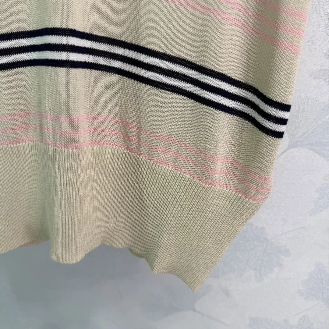 MIU 27FW FAYYDZK 009 폴로반팔티셔츠 7