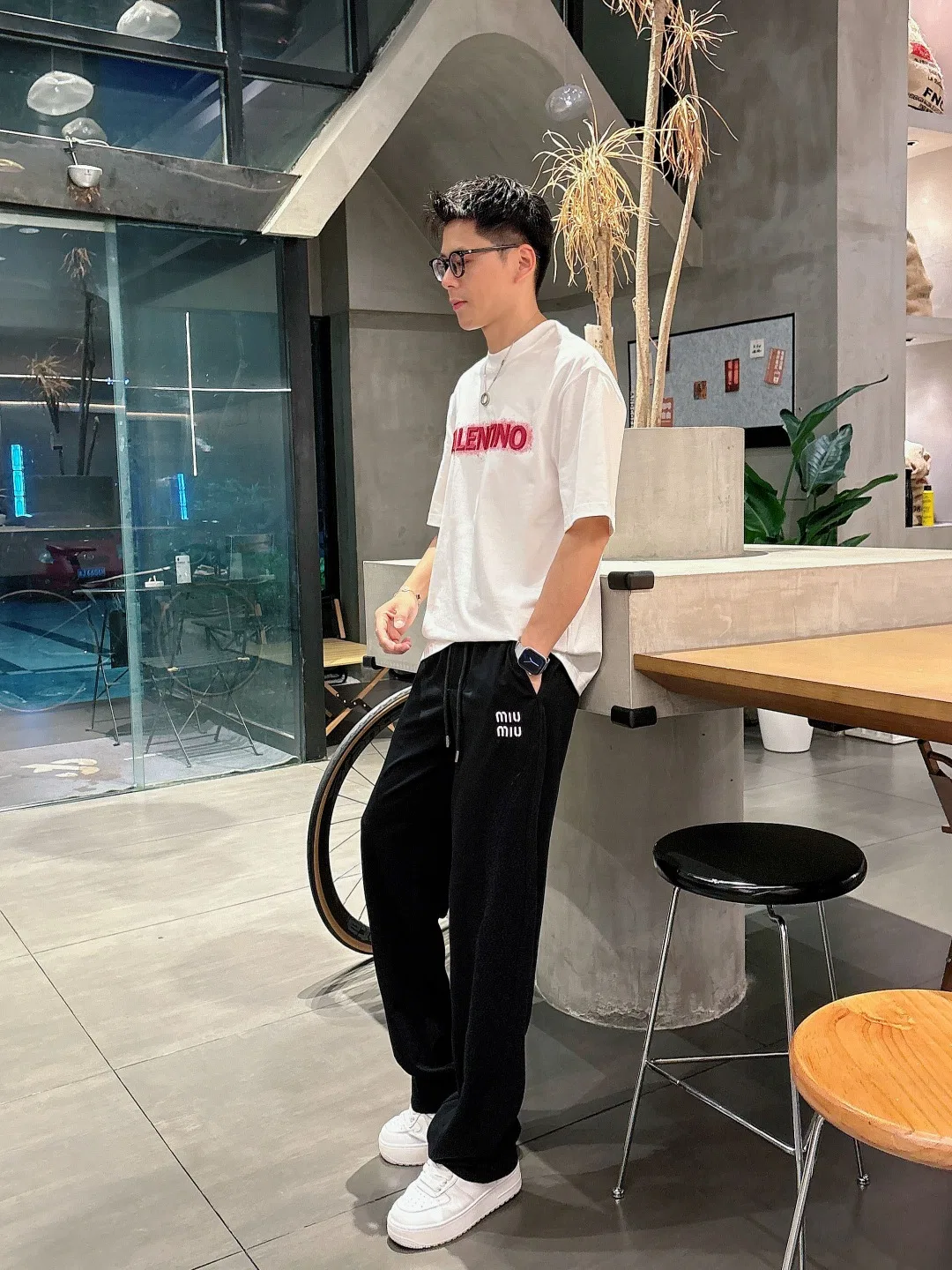 MIU 27FW JAEXKUM 001 스웻팬츠 8