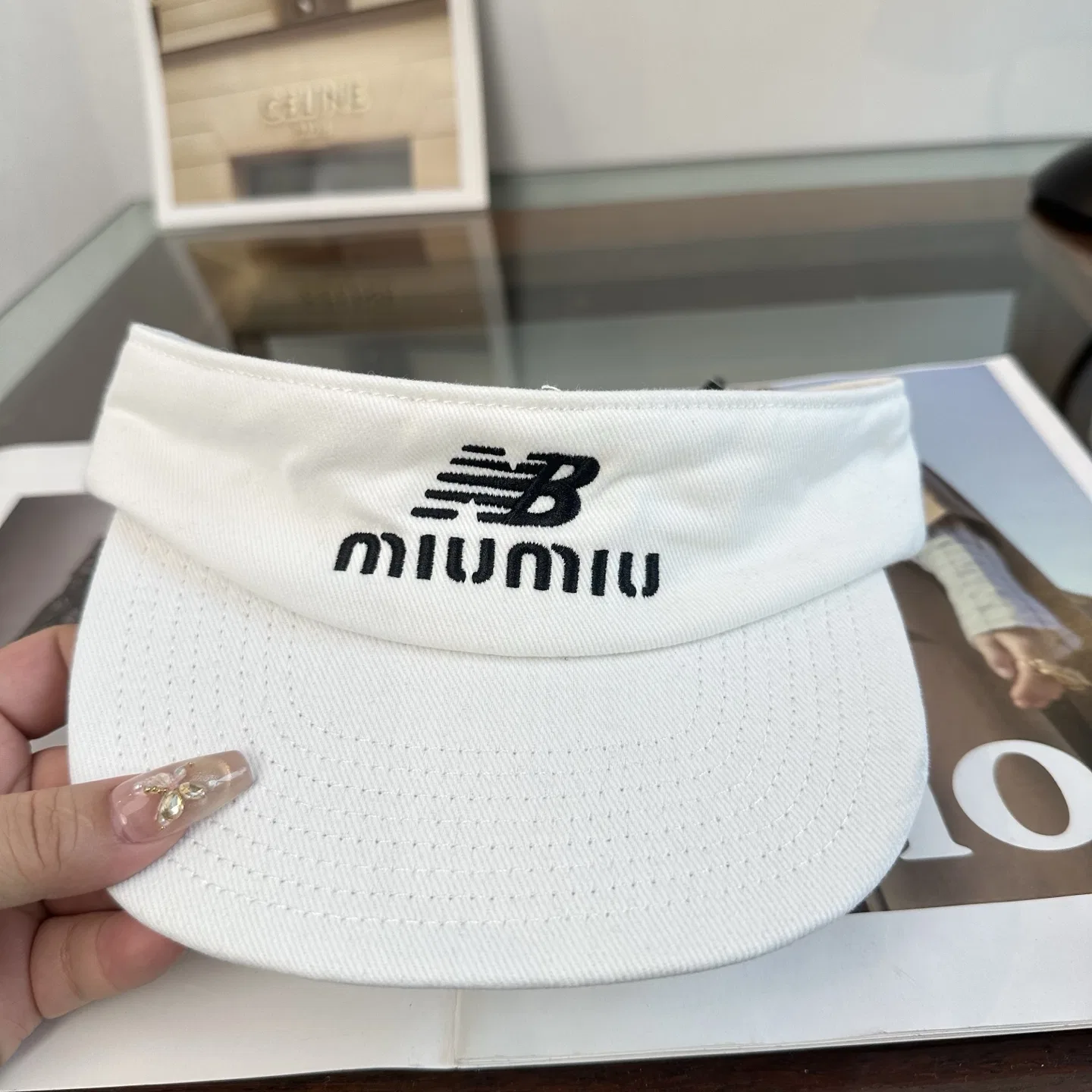 MIU 27FW KKBSXQZ 014 썬캡 22