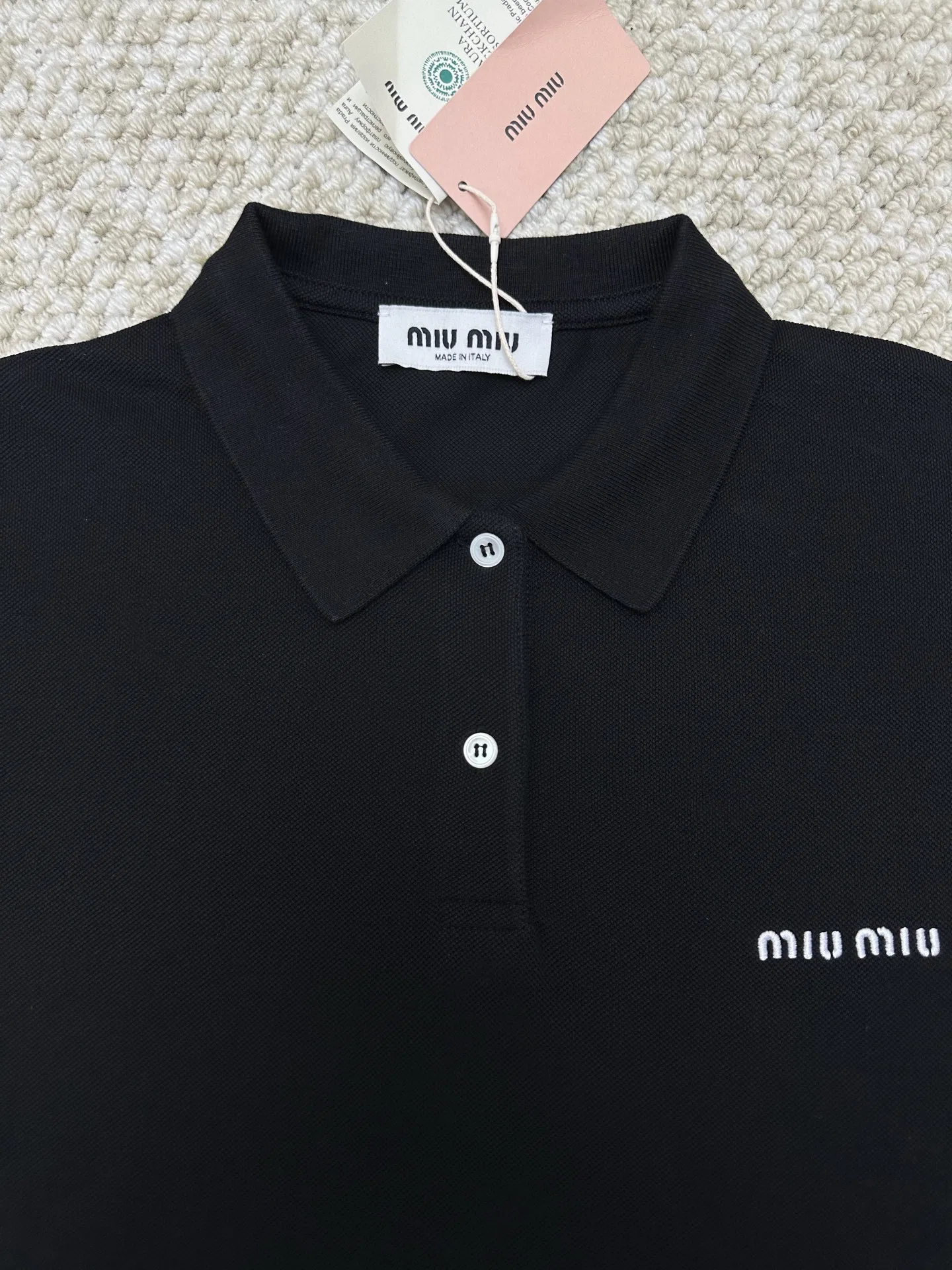 MIU 27FW MMAKOWG 001 폴로반팔티셔츠 10