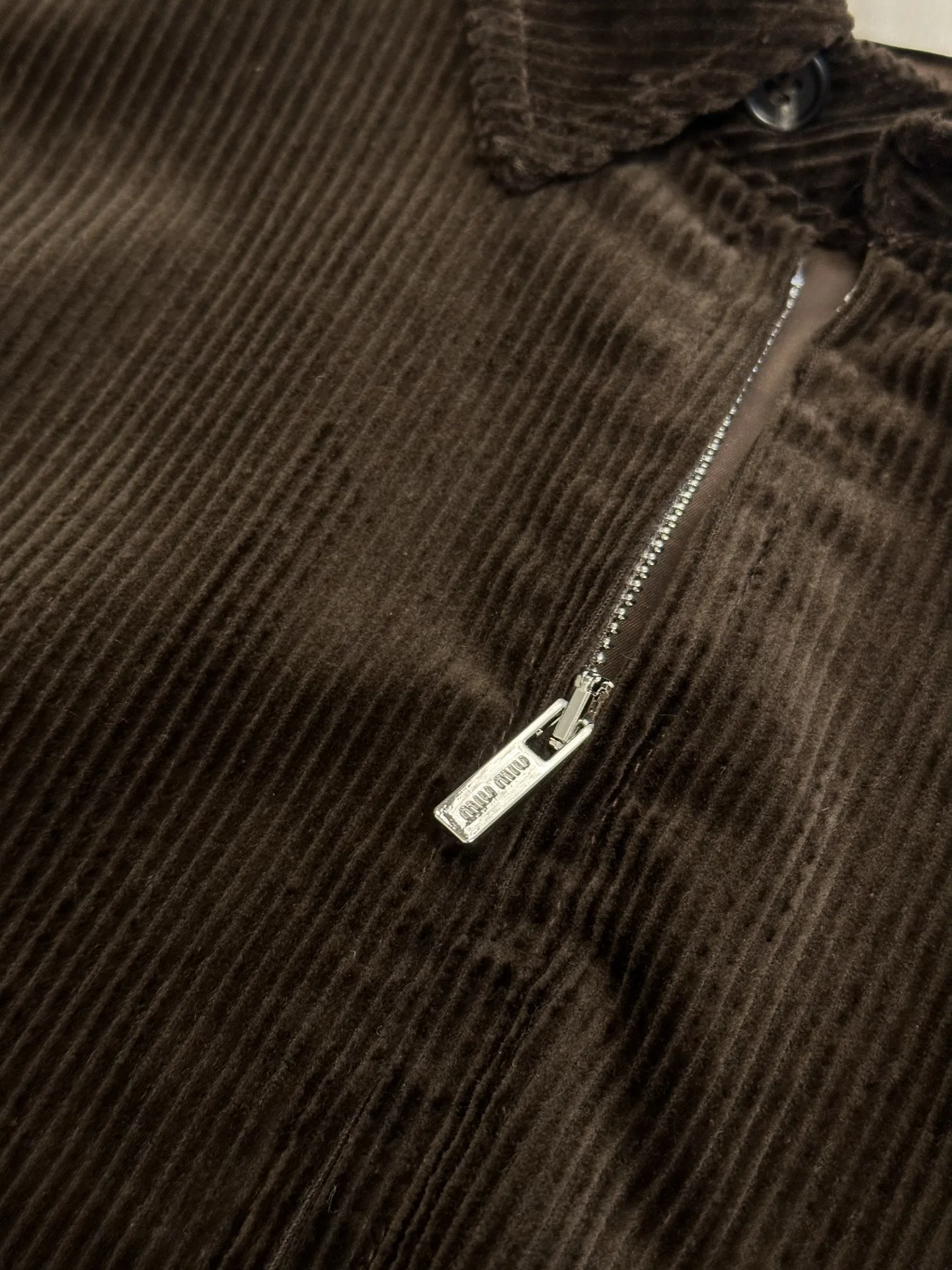 MIU 27FW MMAKOWG 004 자켓 8