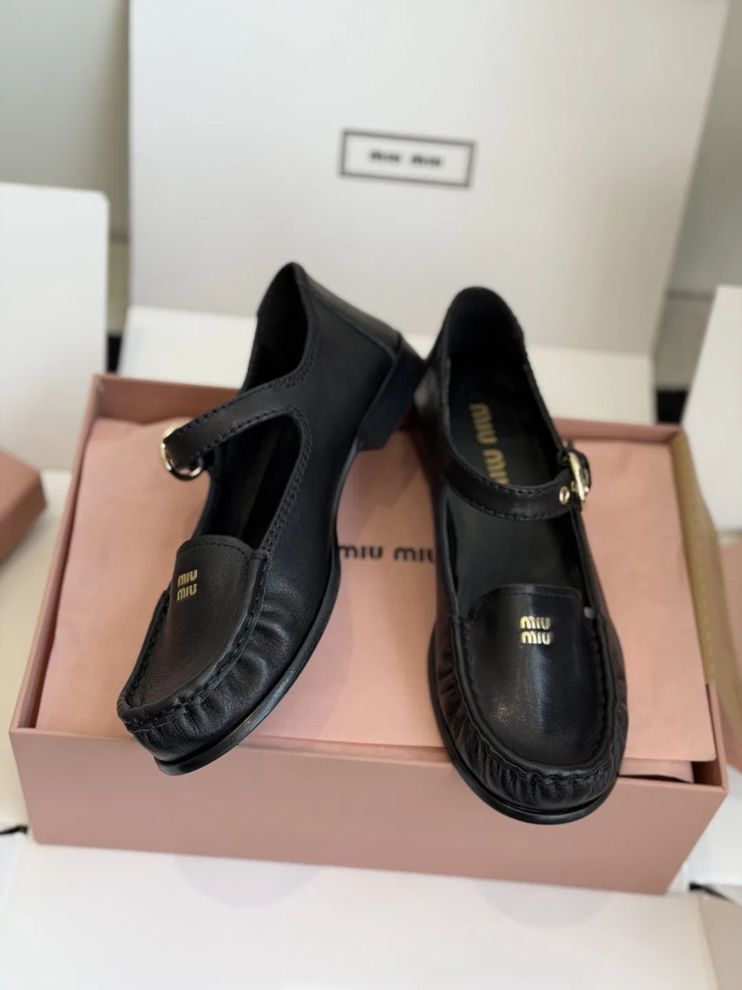 MIU 27FW MMSYKYS 001 샌들 7