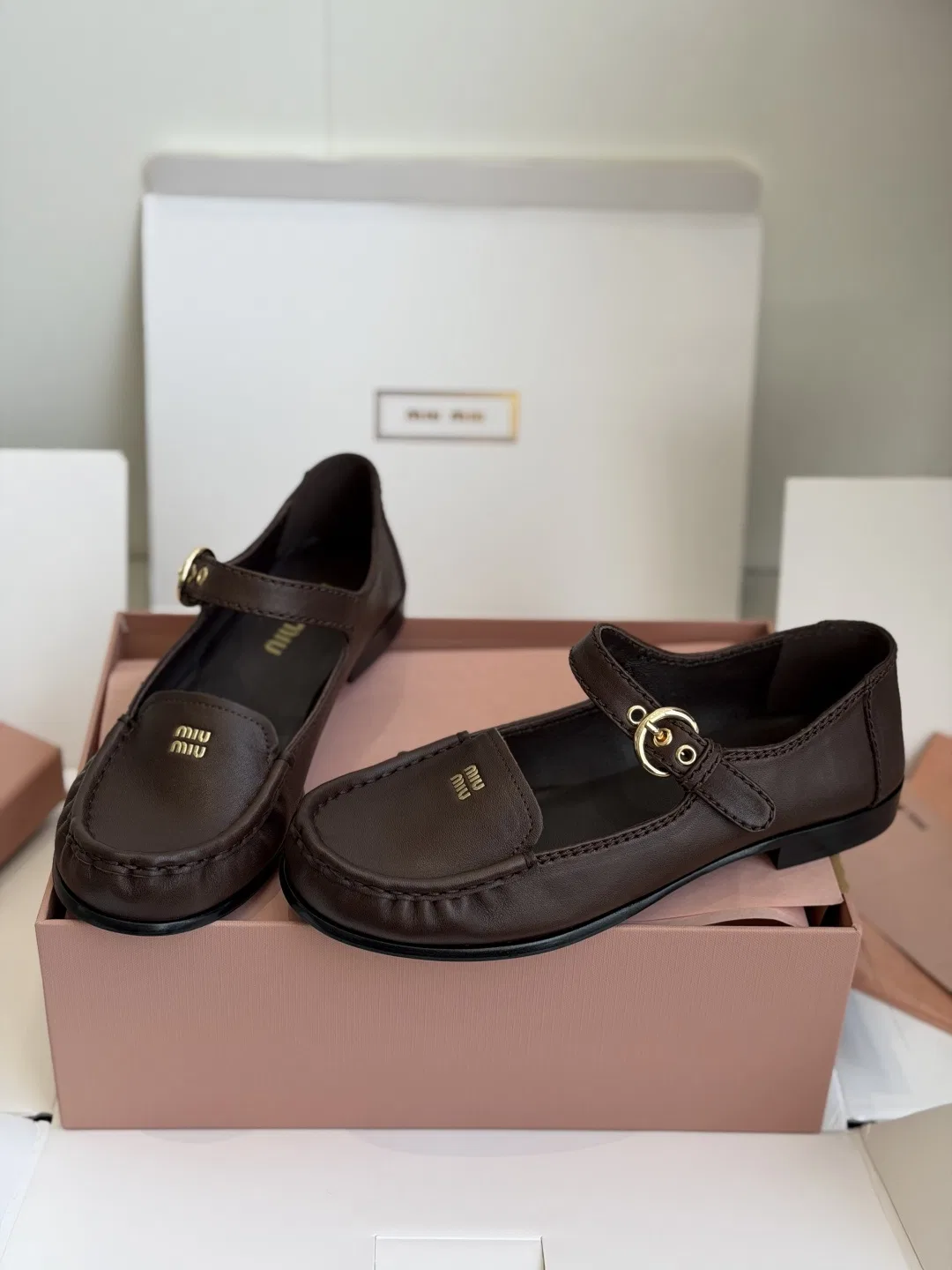 MIU 27FW MMSYKYS 001 샌들 13