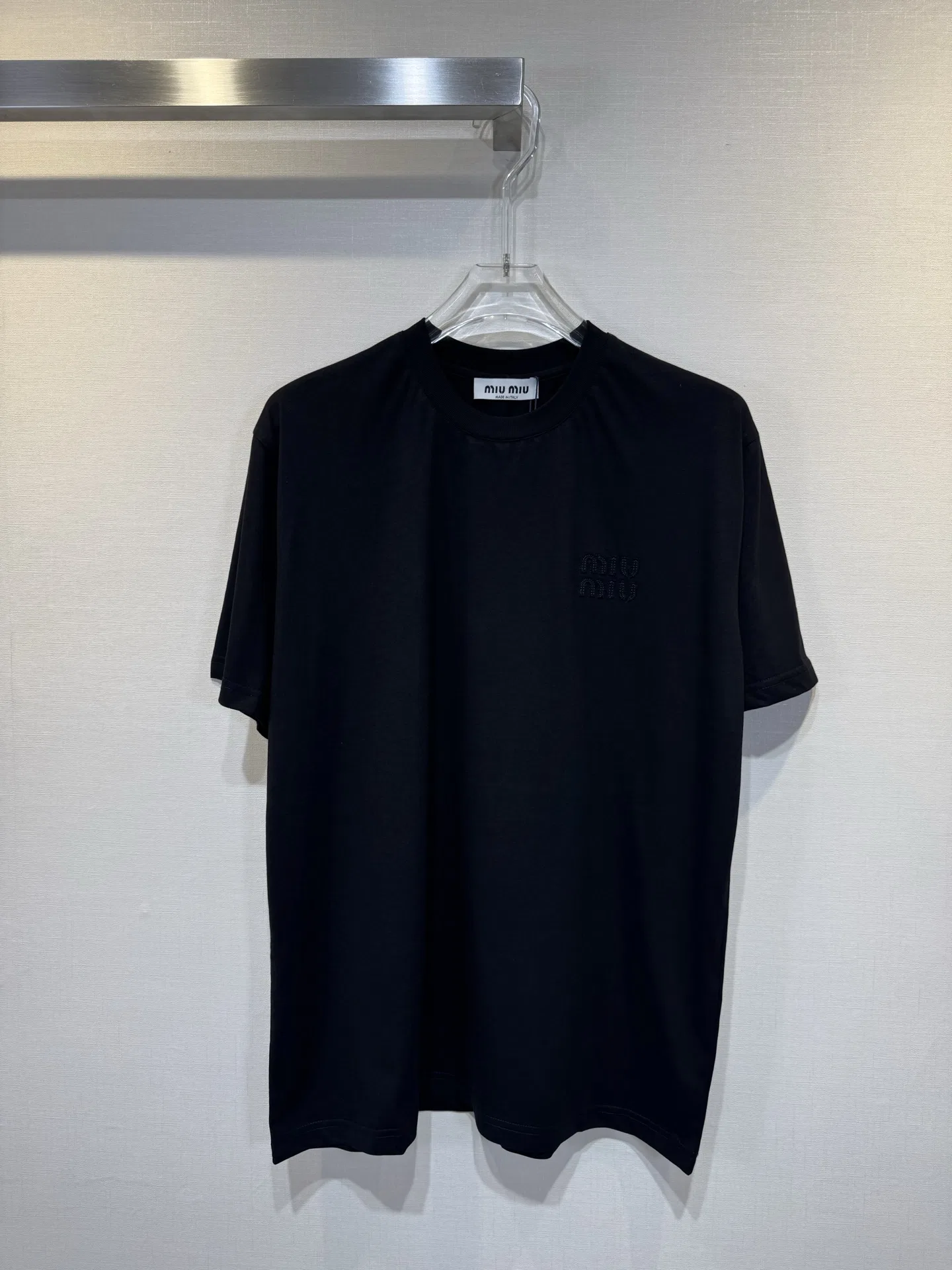 MIU 27FW MVHZGUI 001 반팔티셔츠 8