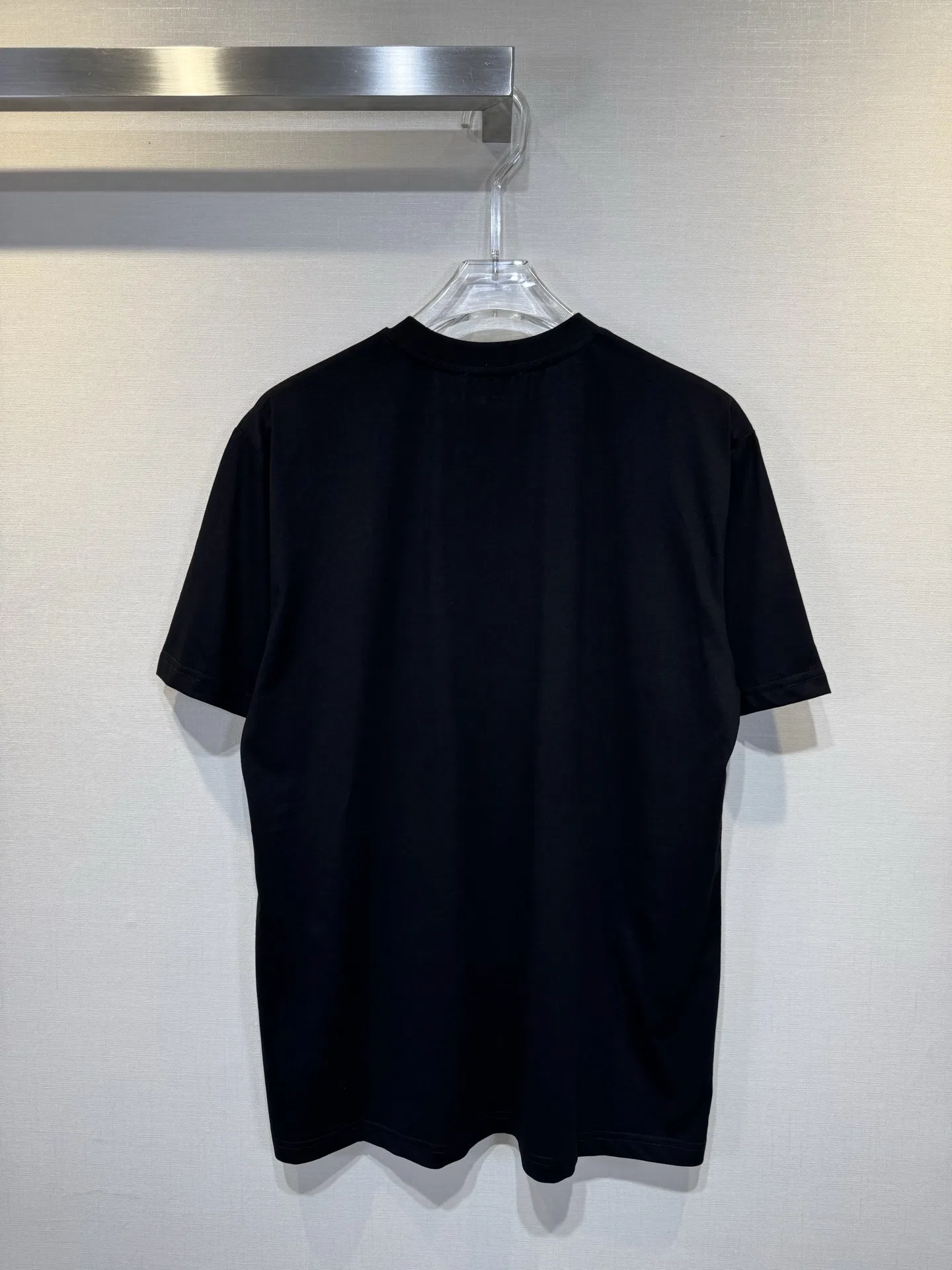 MIU 27FW MVHZGUI 001 반팔티셔츠 10