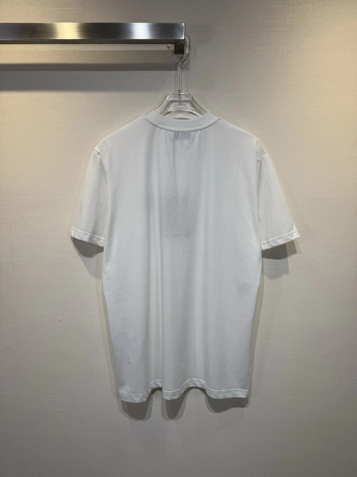 MIU 27FW MVHZGUI 001 반팔티셔츠 16