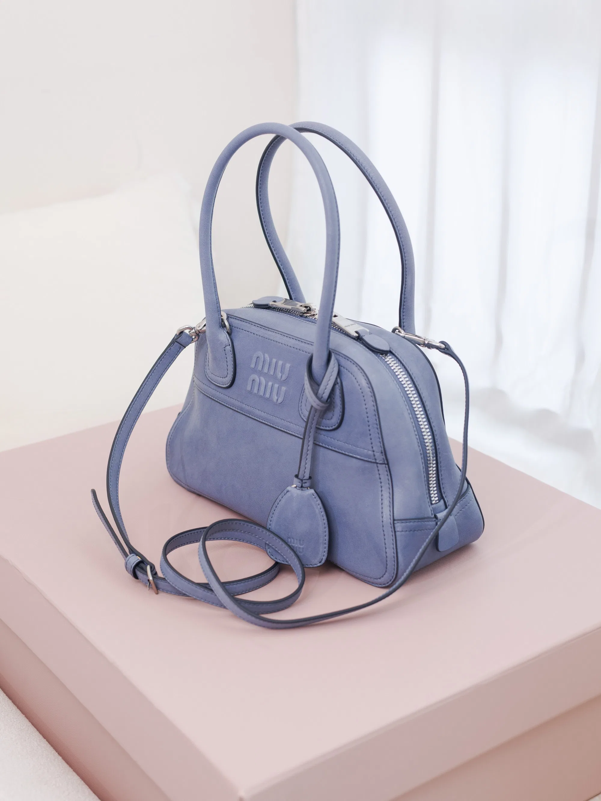 MIU 27FW OMDCLSE 006 토트백 9