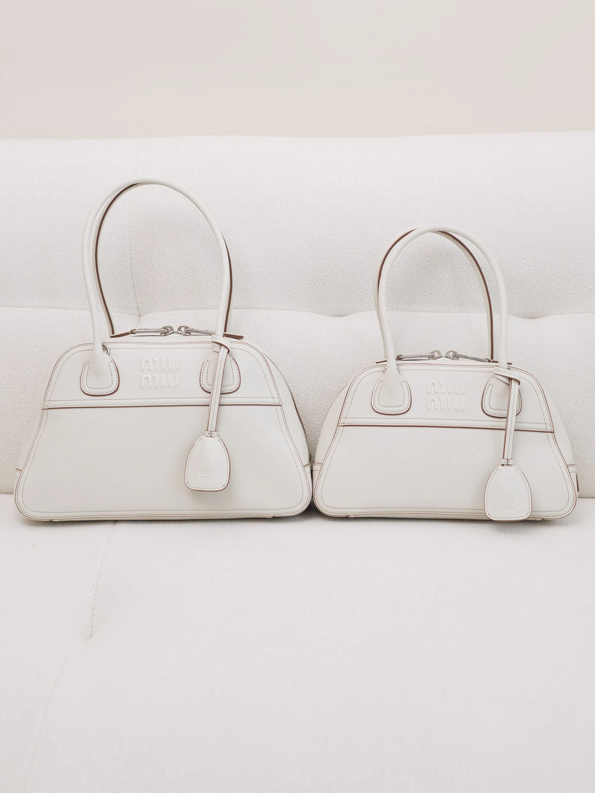 MIU 27FW OMDCLSE 006 토트백 23