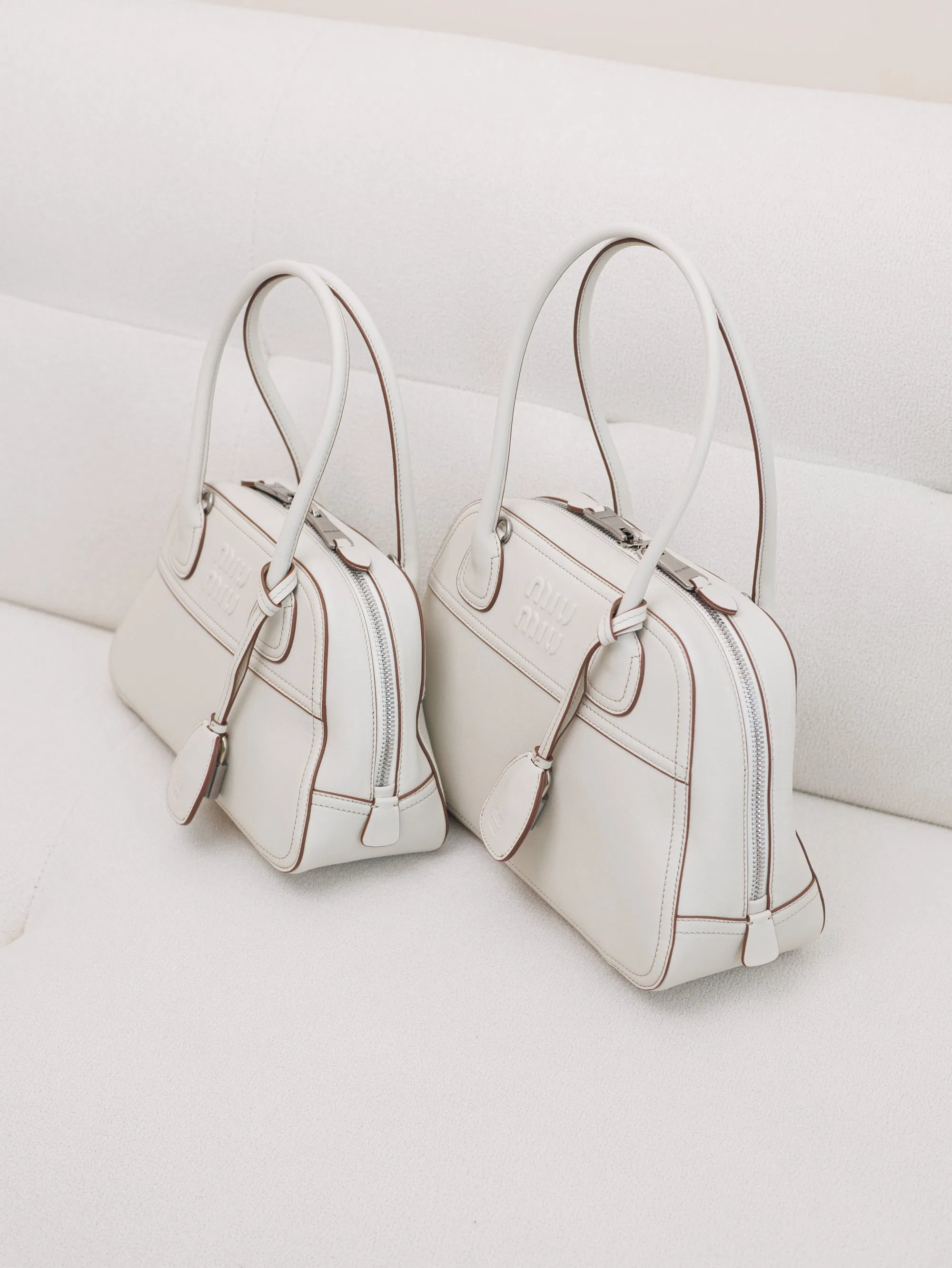 MIU 27FW OMDCLSE 006 토트백 24
