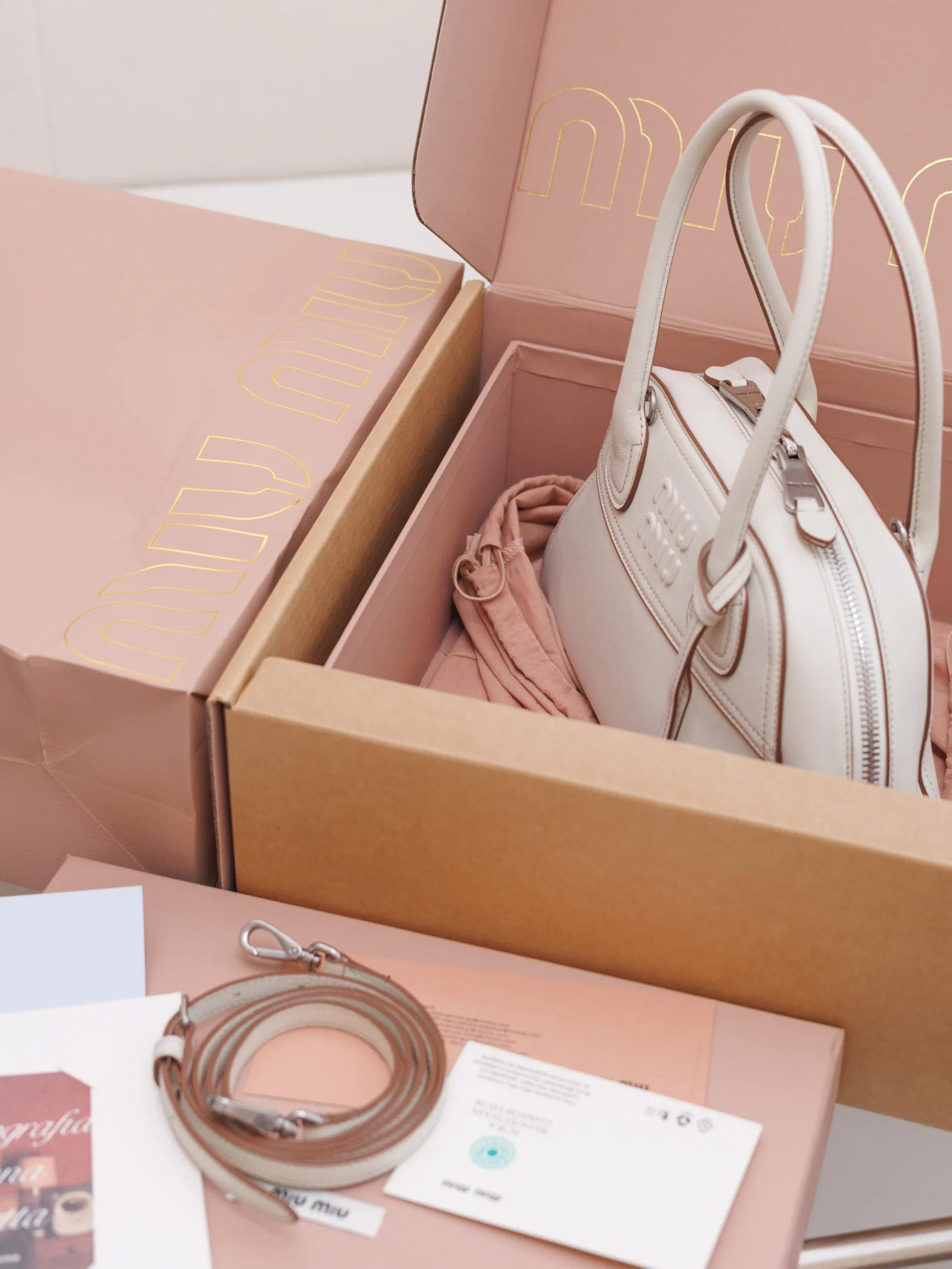MIU 27FW OMDCLSE 006 토트백 28