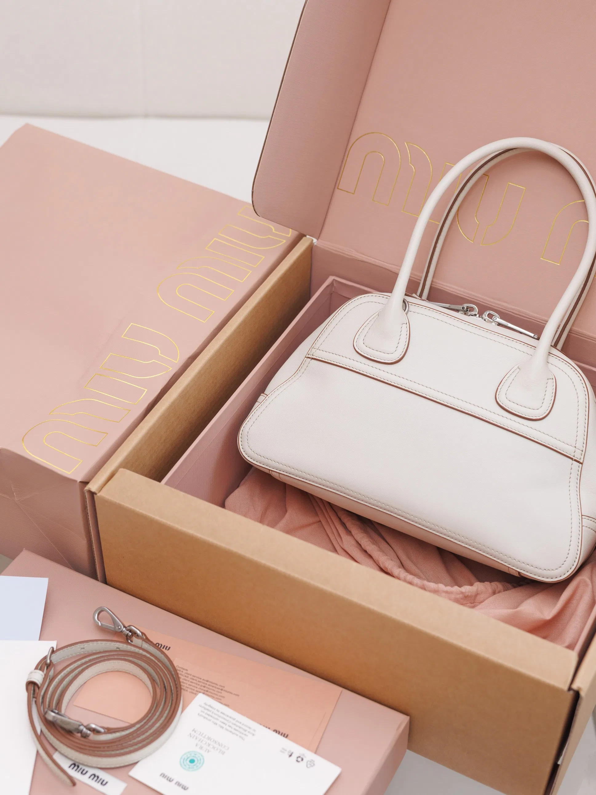 MIU 27FW OMDCLSE 006 토트백 29