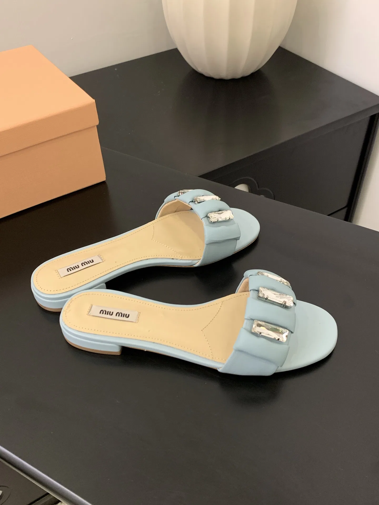 MIU 27FW OMDCLSE 009 구두 8