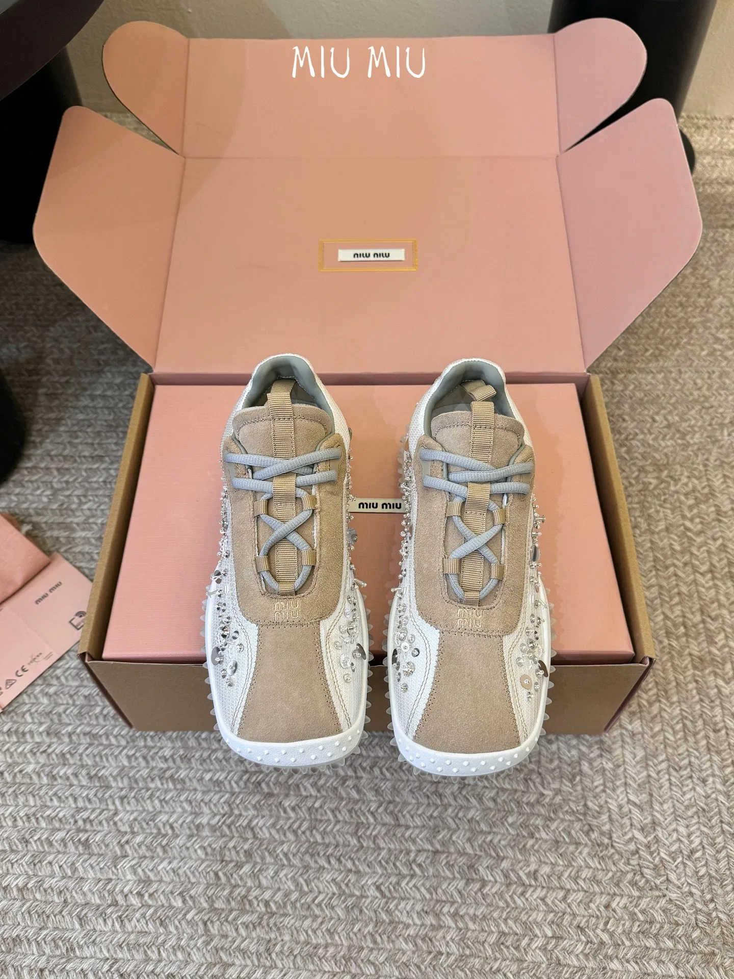 MIU 27FW OMDCLSE 012 운동화 21