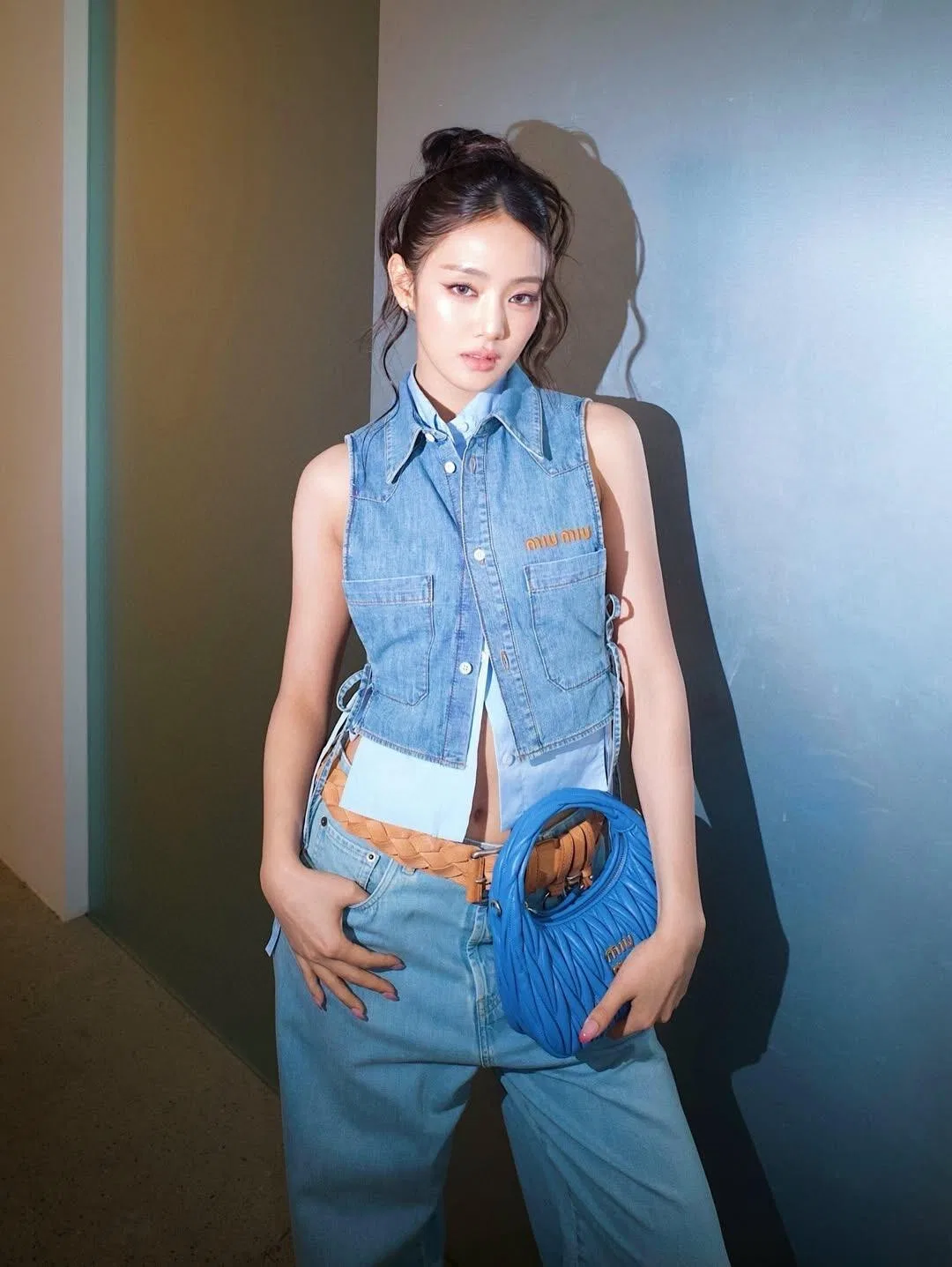 MIU 27FW OMDCLSE 014 데님조끼 7