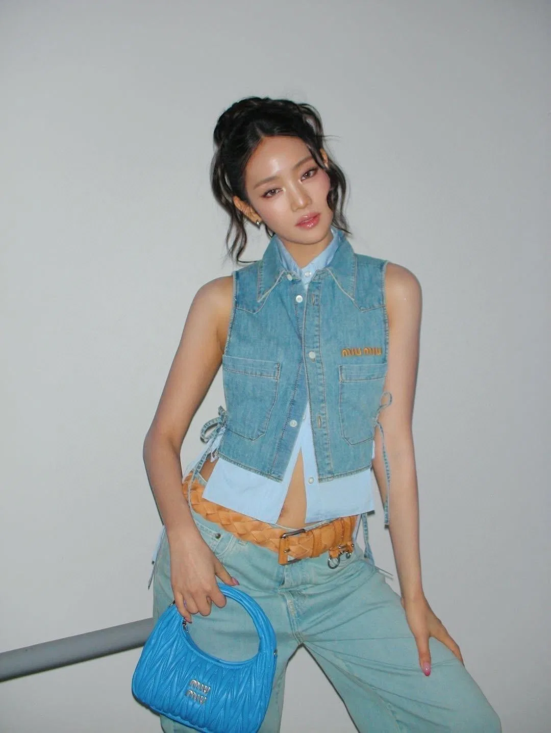 MIU 27FW OMDCLSE 014 데님조끼 9