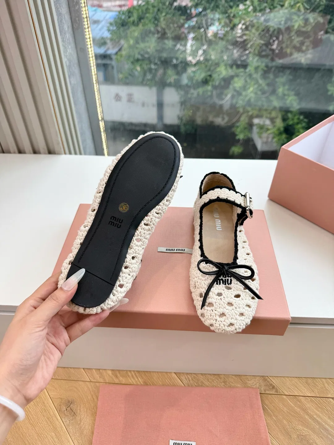 MIU 27FW OMDCLSE 019 플랫슈즈 7