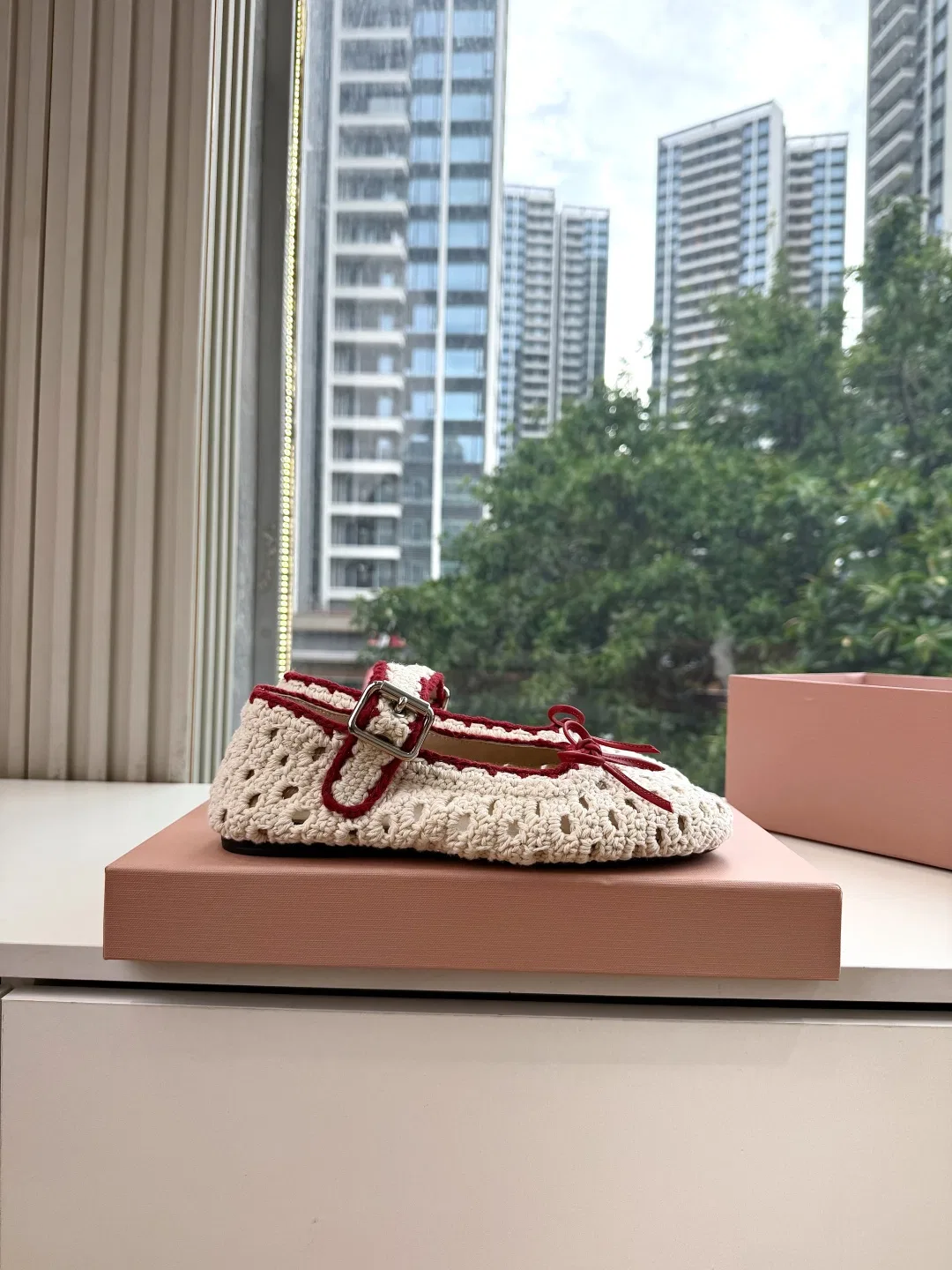 MIU 27FW OMDCLSE 019 플랫슈즈 10