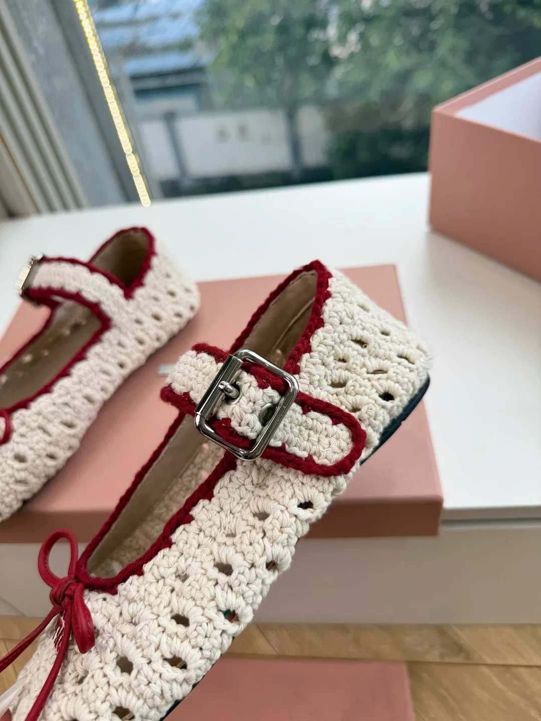 MIU 27FW OMDCLSE 019 플랫슈즈 11