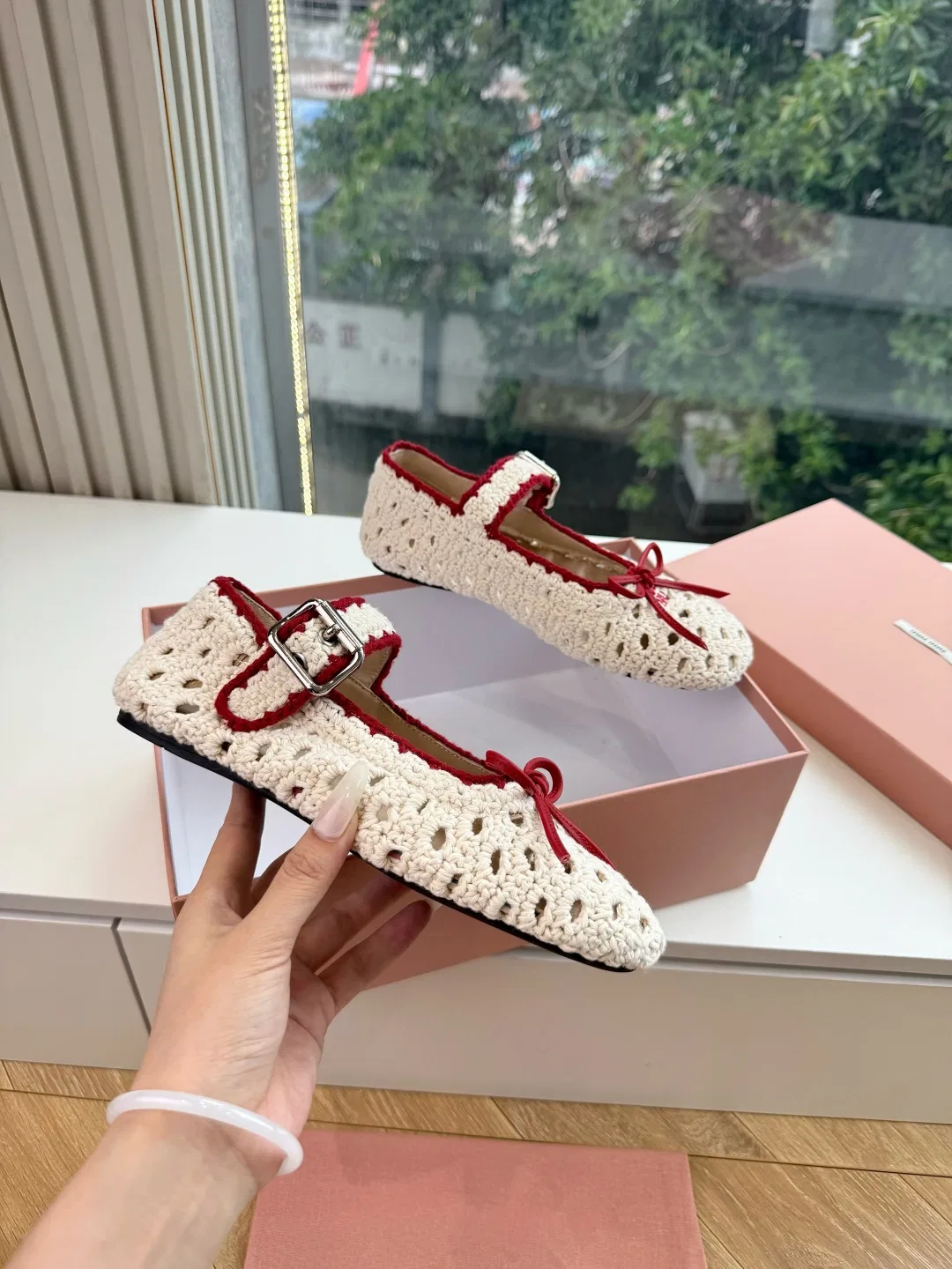 MIU 27FW OMDCLSE 019 플랫슈즈 15