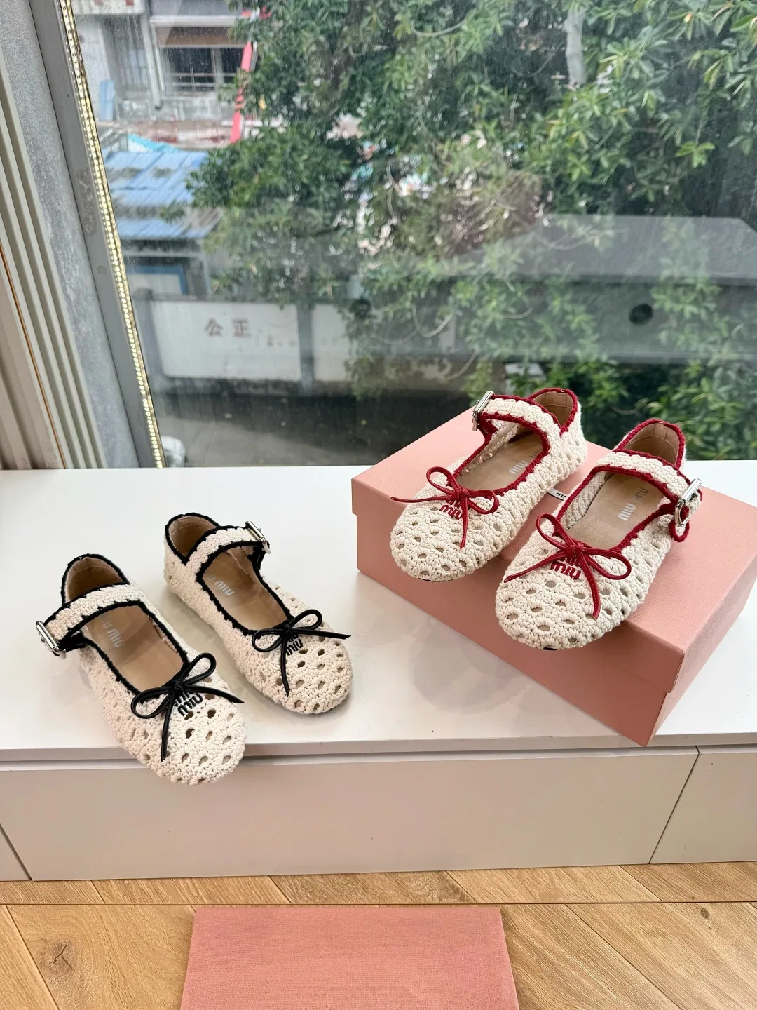 MIU 27FW OMDCLSE 019 플랫슈즈 17
