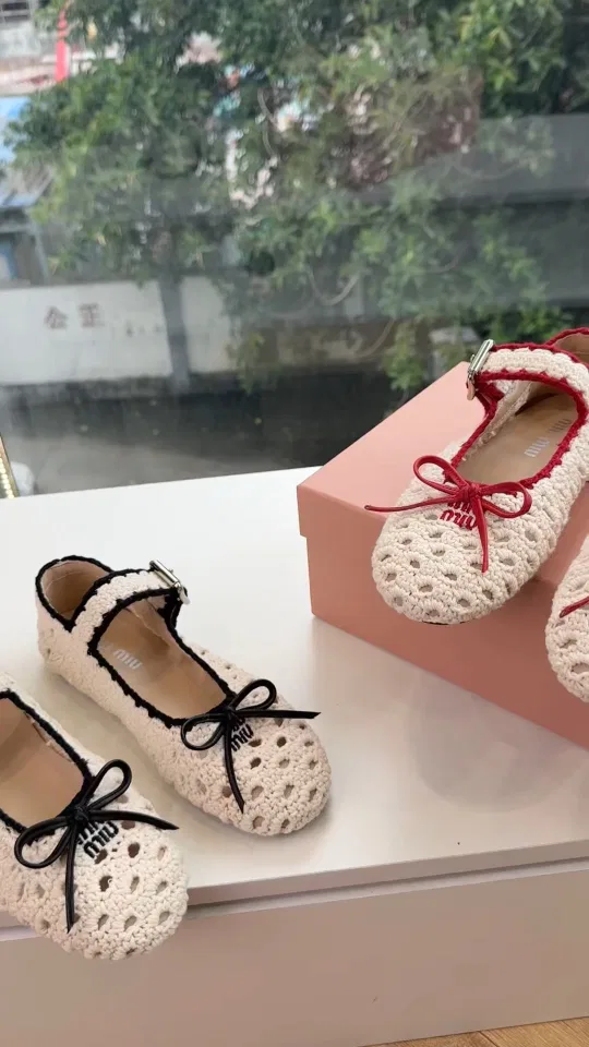 MIU 27FW OMDCLSE 019 플랫슈즈 19