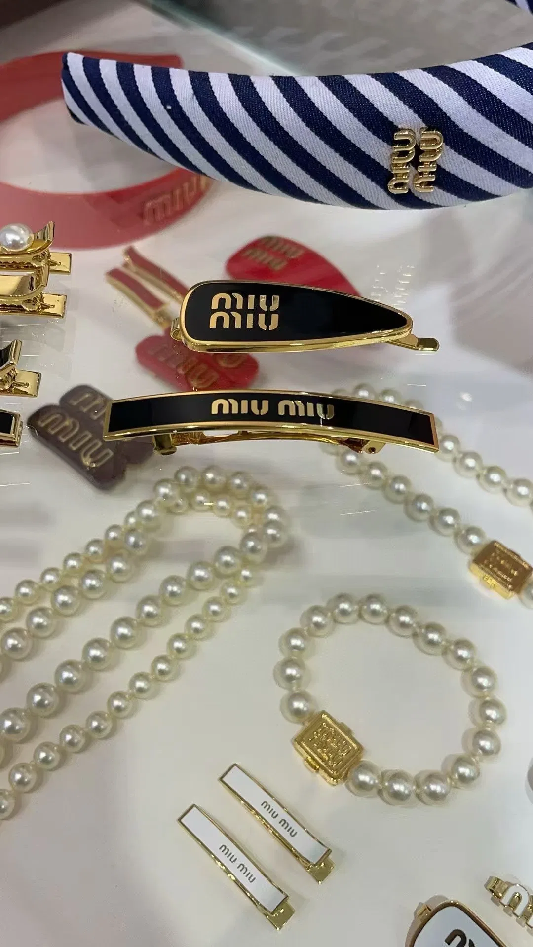 MIU 27FW RSHPGVI 001 헤어핀 15