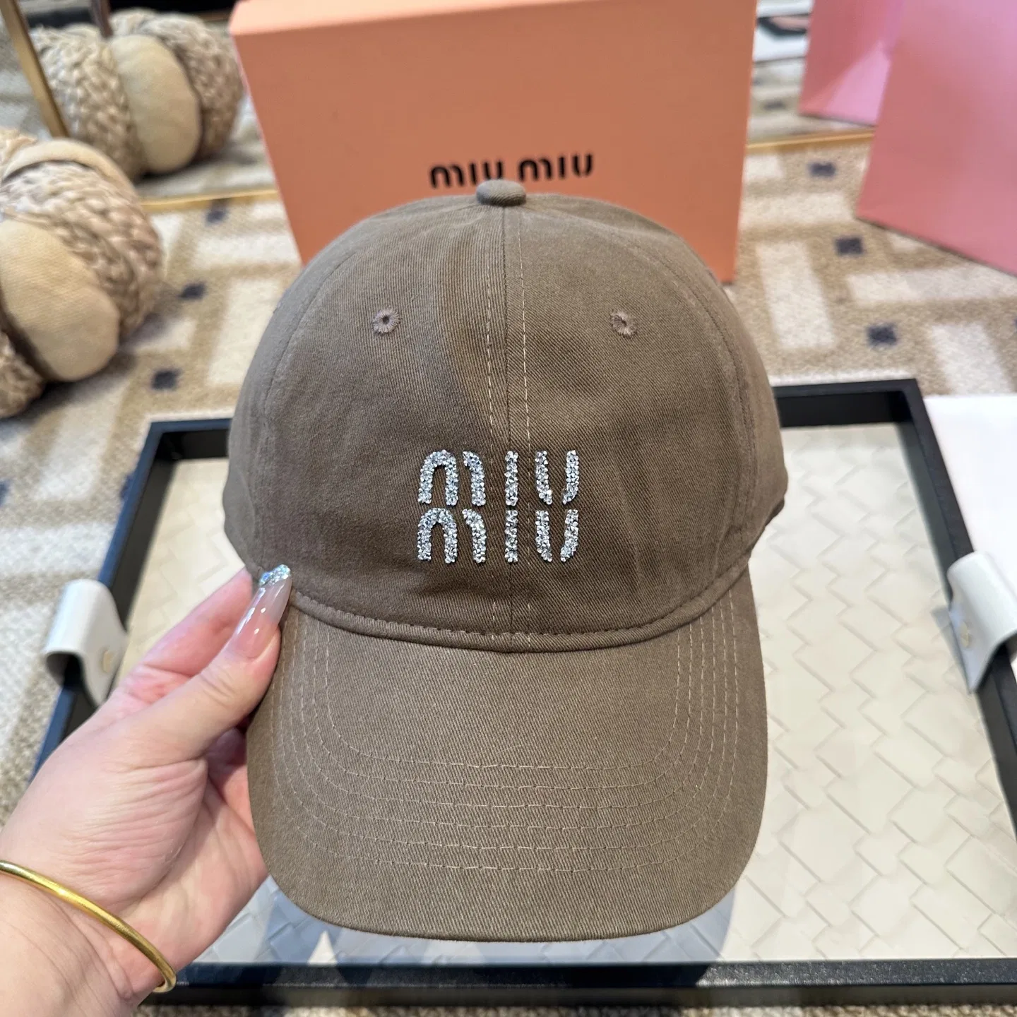 MIU 27FW TWLCQJQ 001 볼캡 22