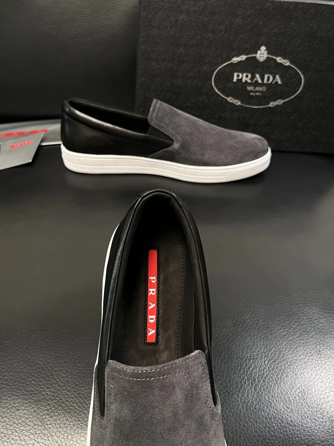 PRA 27FW AXONQXZ 013 로퍼 7