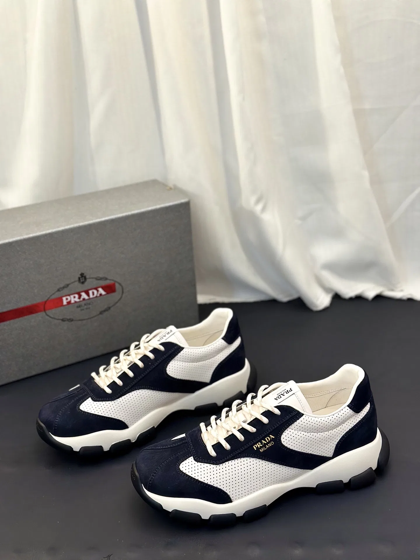 PRA 27FW AXONQXZ 027 스니커즈 17