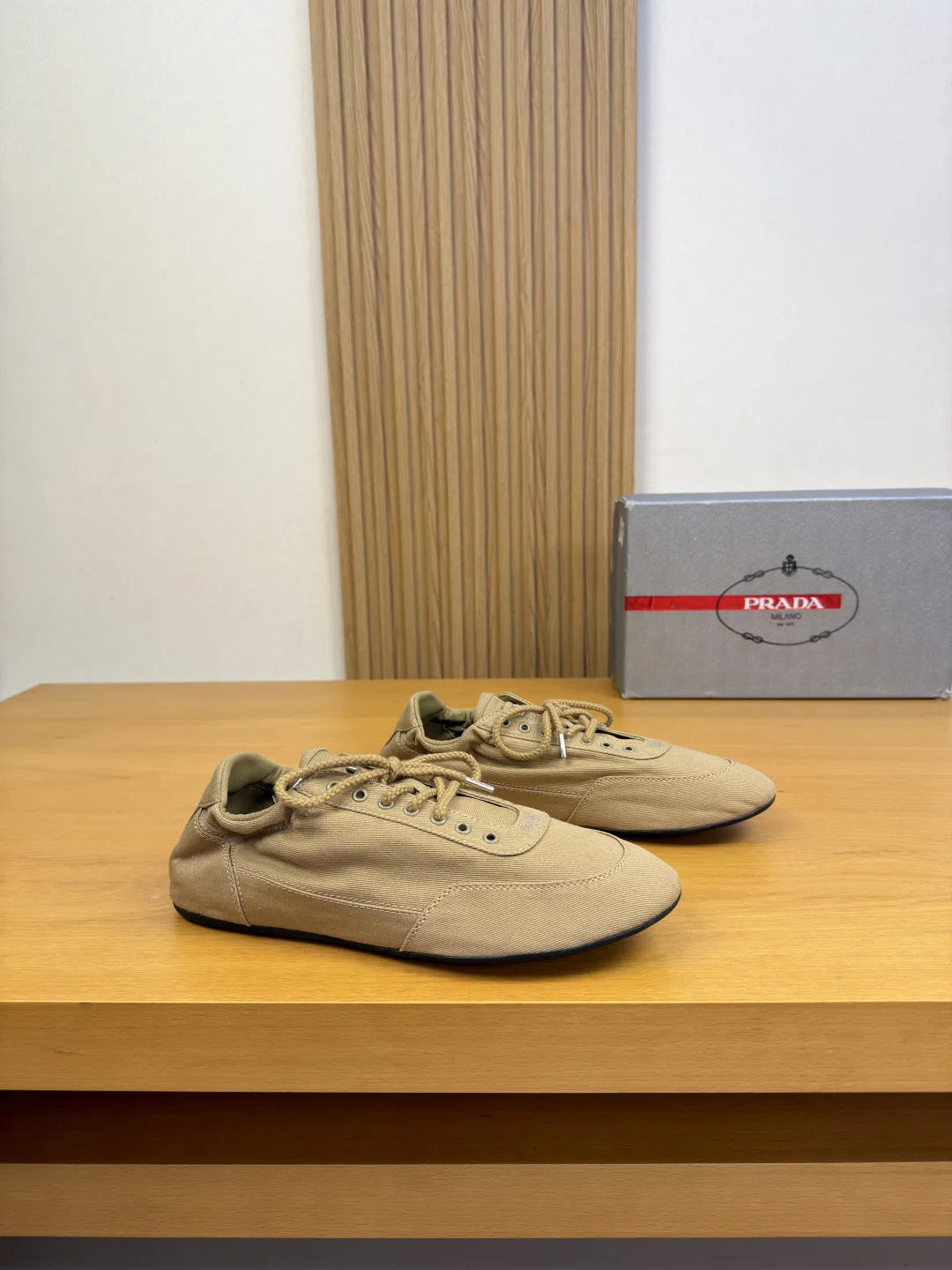 PRA 27FW AXONQXZ 038 플랫슈즈 10