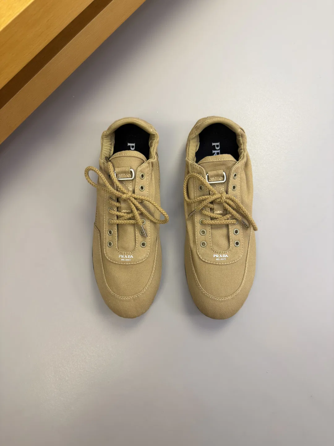 PRA 27FW AXONQXZ 038 플랫슈즈 11
