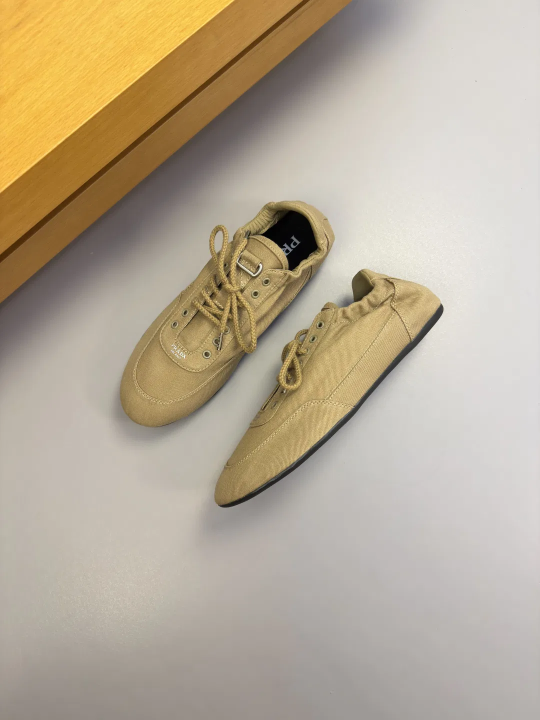 PRA 27FW AXONQXZ 038 플랫슈즈 12