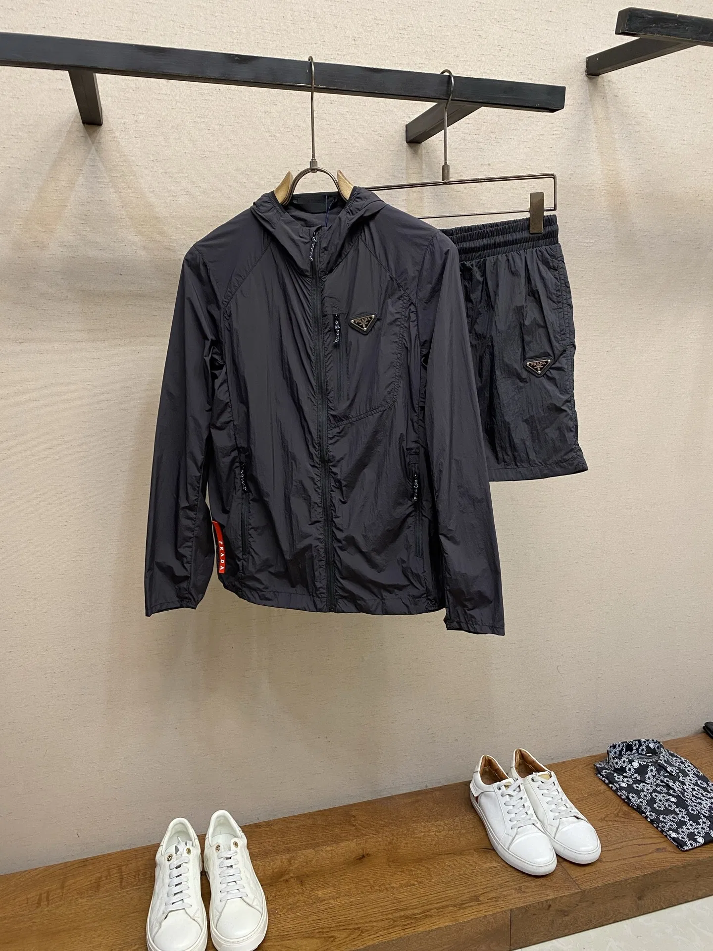 PRA 27FW AXONQXZ 040 윈드브레이커 14