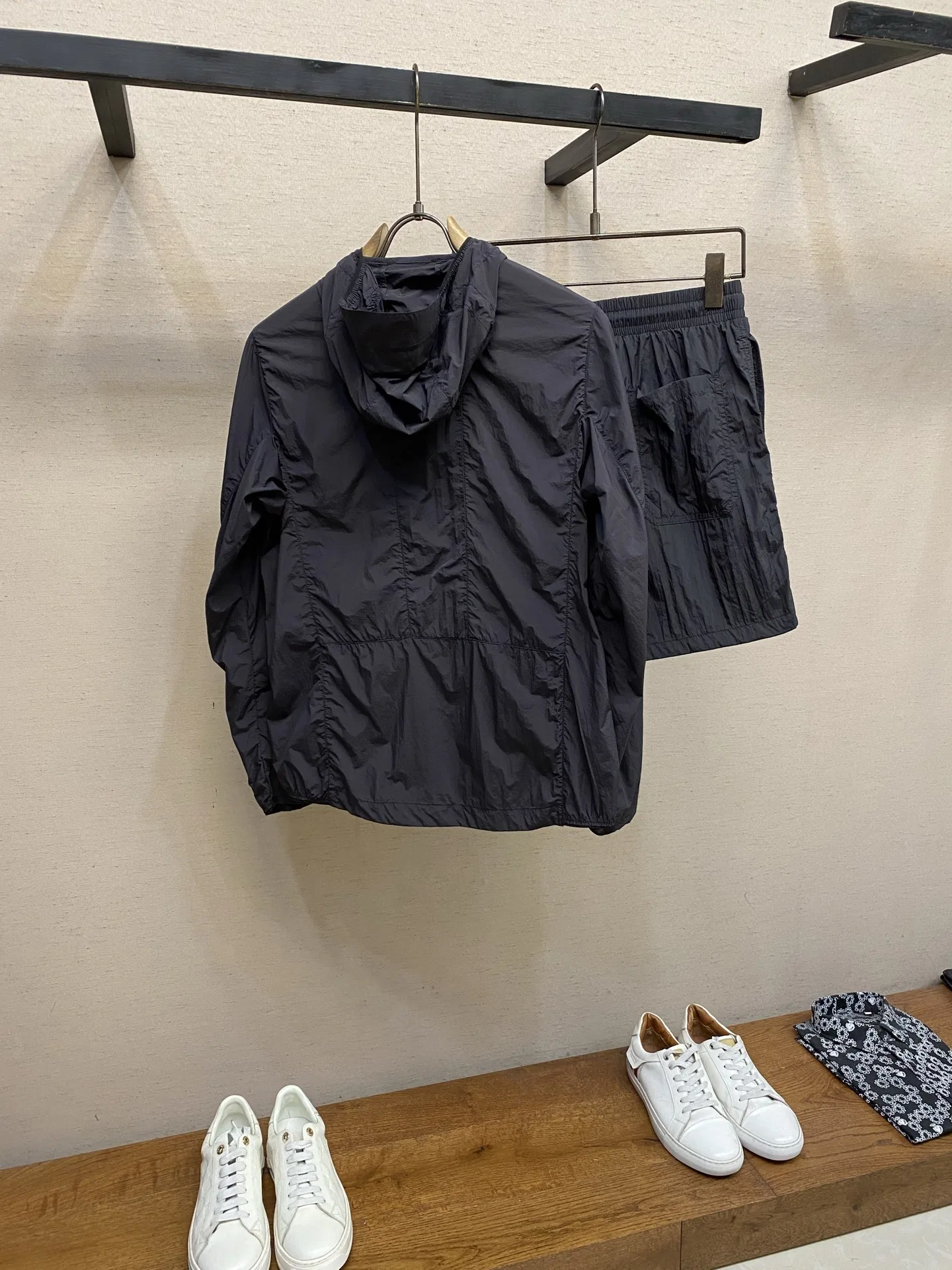 PRA 27FW AXONQXZ 040 윈드브레이커 15