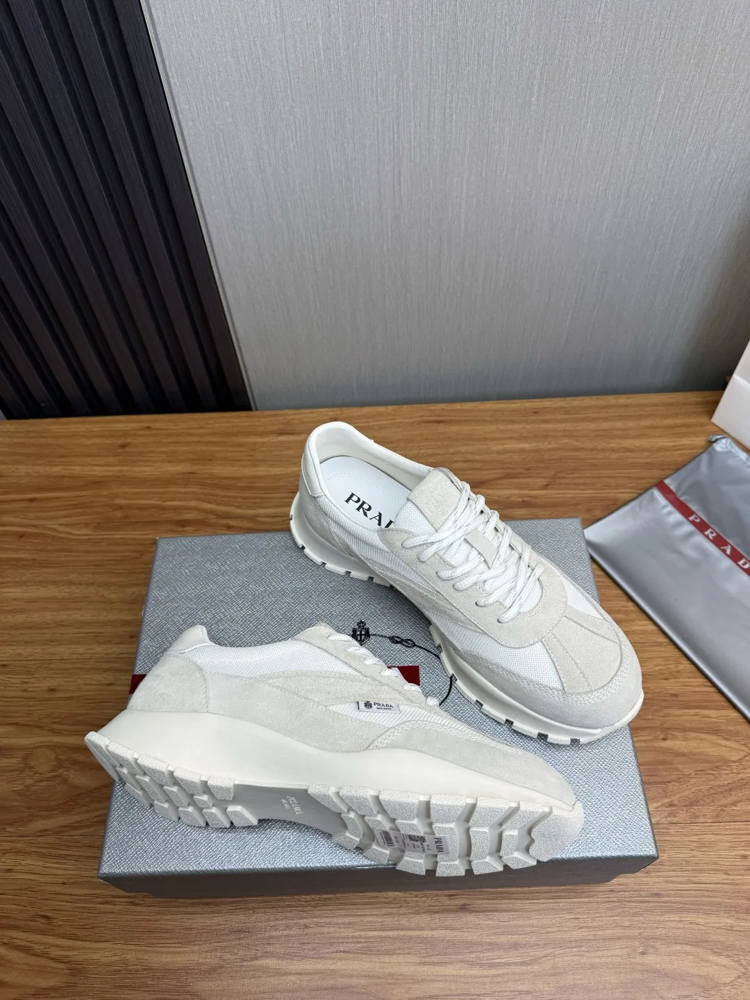 PRA 27FW AXONQXZ 060 트랙슈즈 16