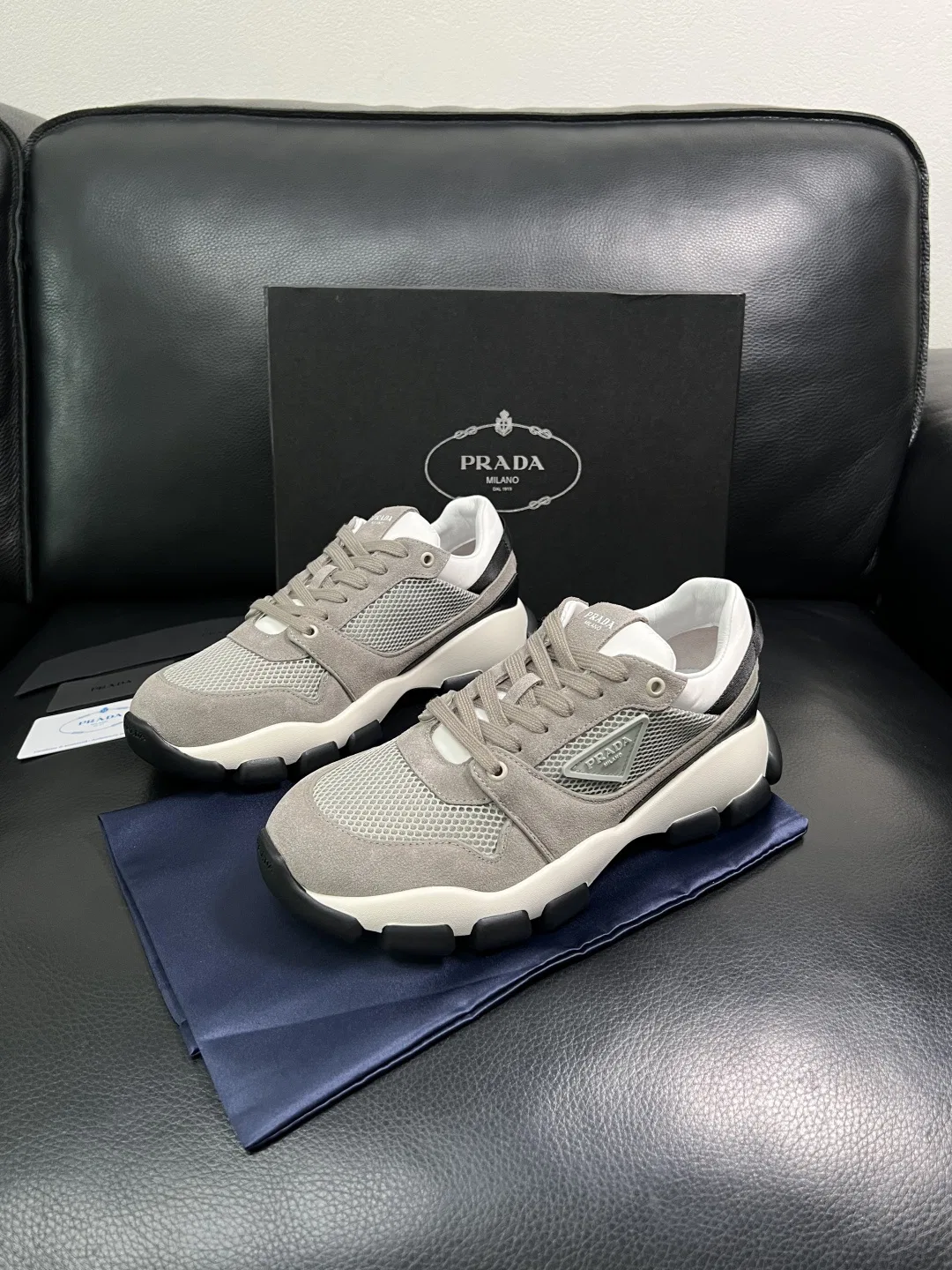 PRA 27FW AXONQXZ 069 스니커즈 38