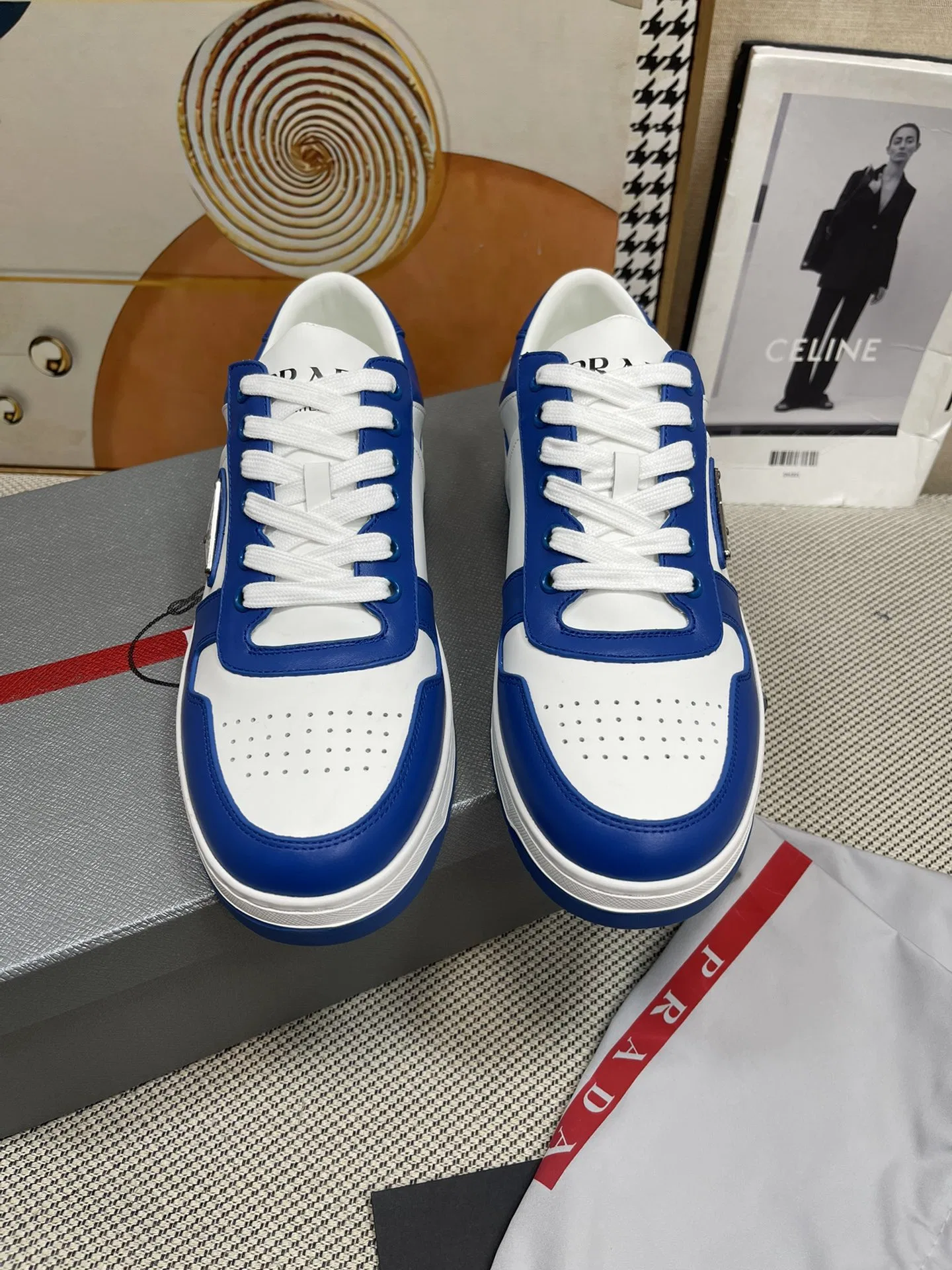 PRA 27FW AXONQXZ 076 스니커즈 25