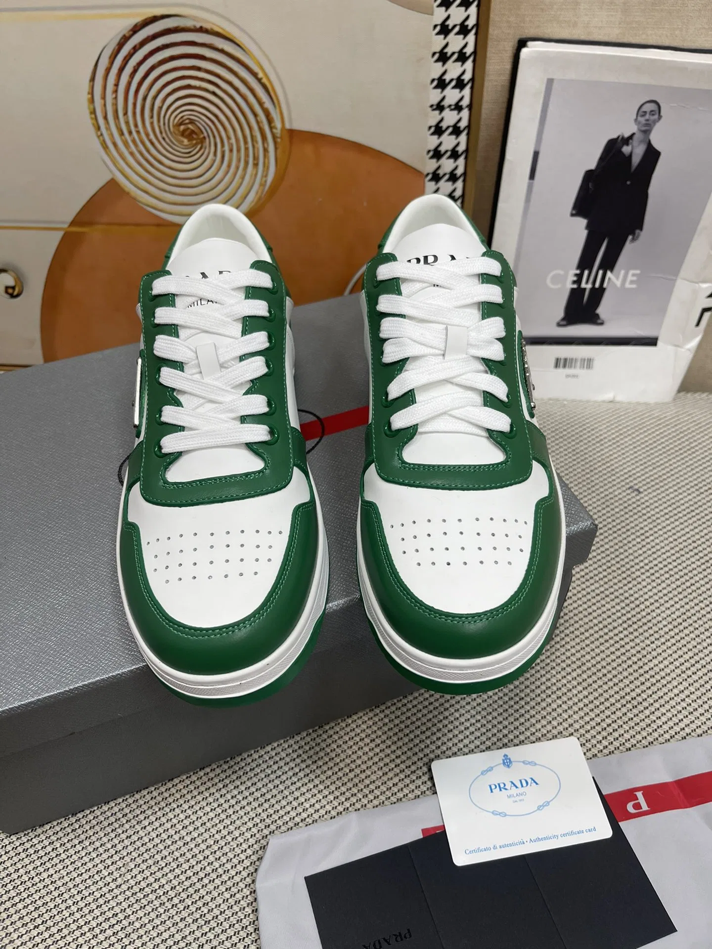PRA 27FW AXONQXZ 076 스니커즈 32