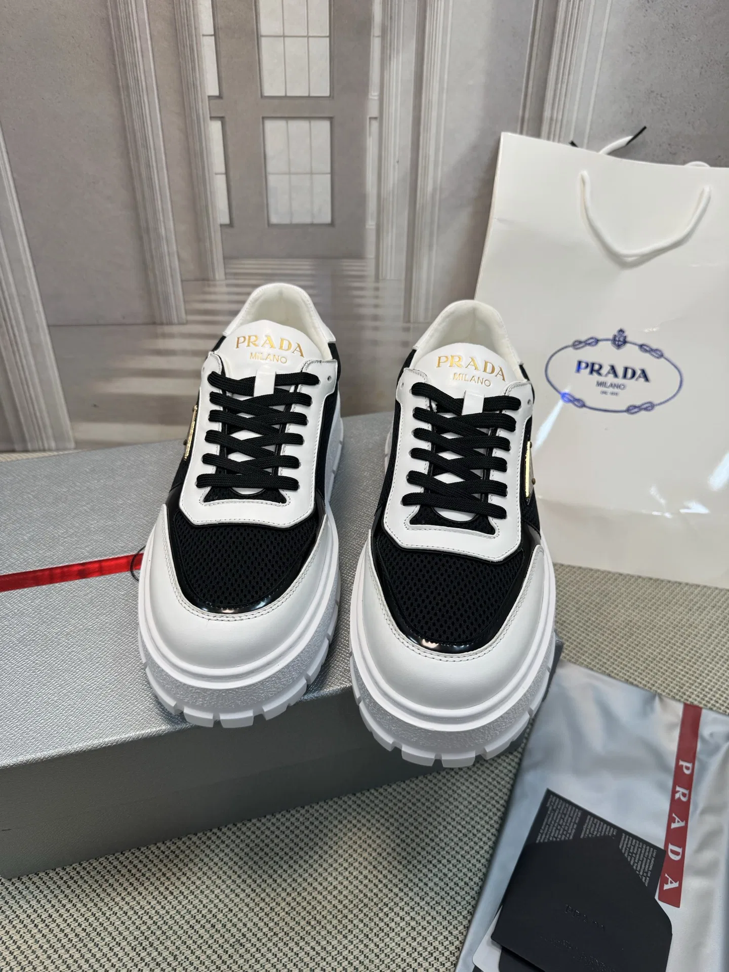 PRA 27FW AXONQXZ 077 스니커즈 10