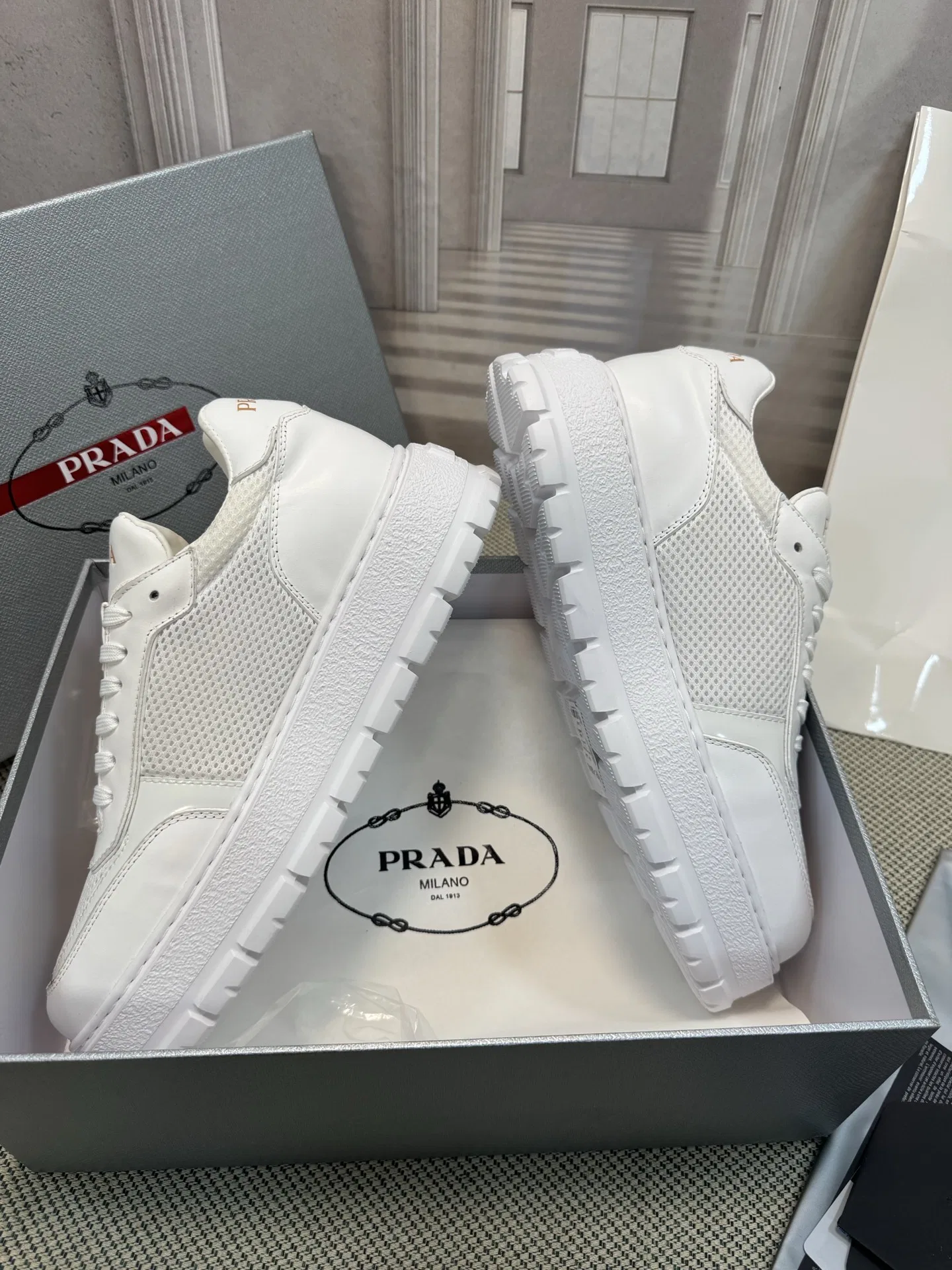 PRA 27FW AXONQXZ 077 스니커즈 22
