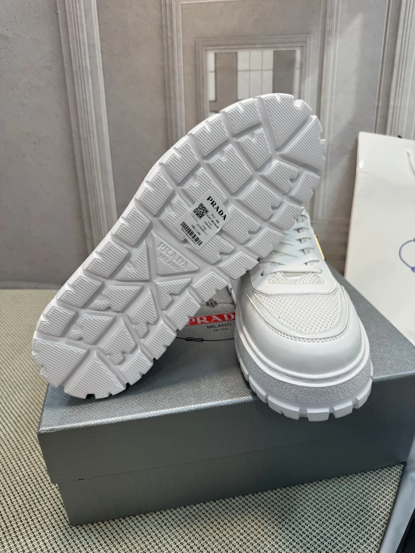 PRA 27FW AXONQXZ 077 스니커즈 27