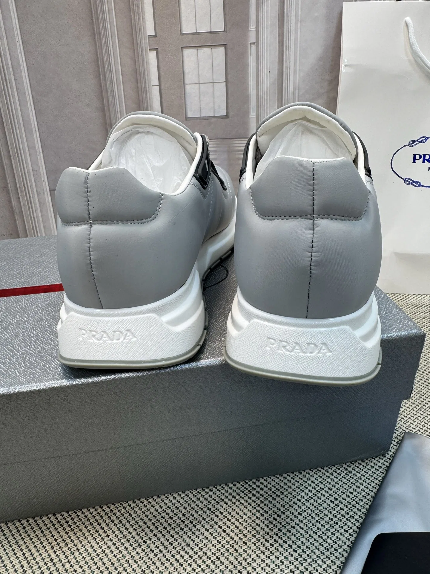 PRA 27FW AXONQXZ 079 스니커즈 24