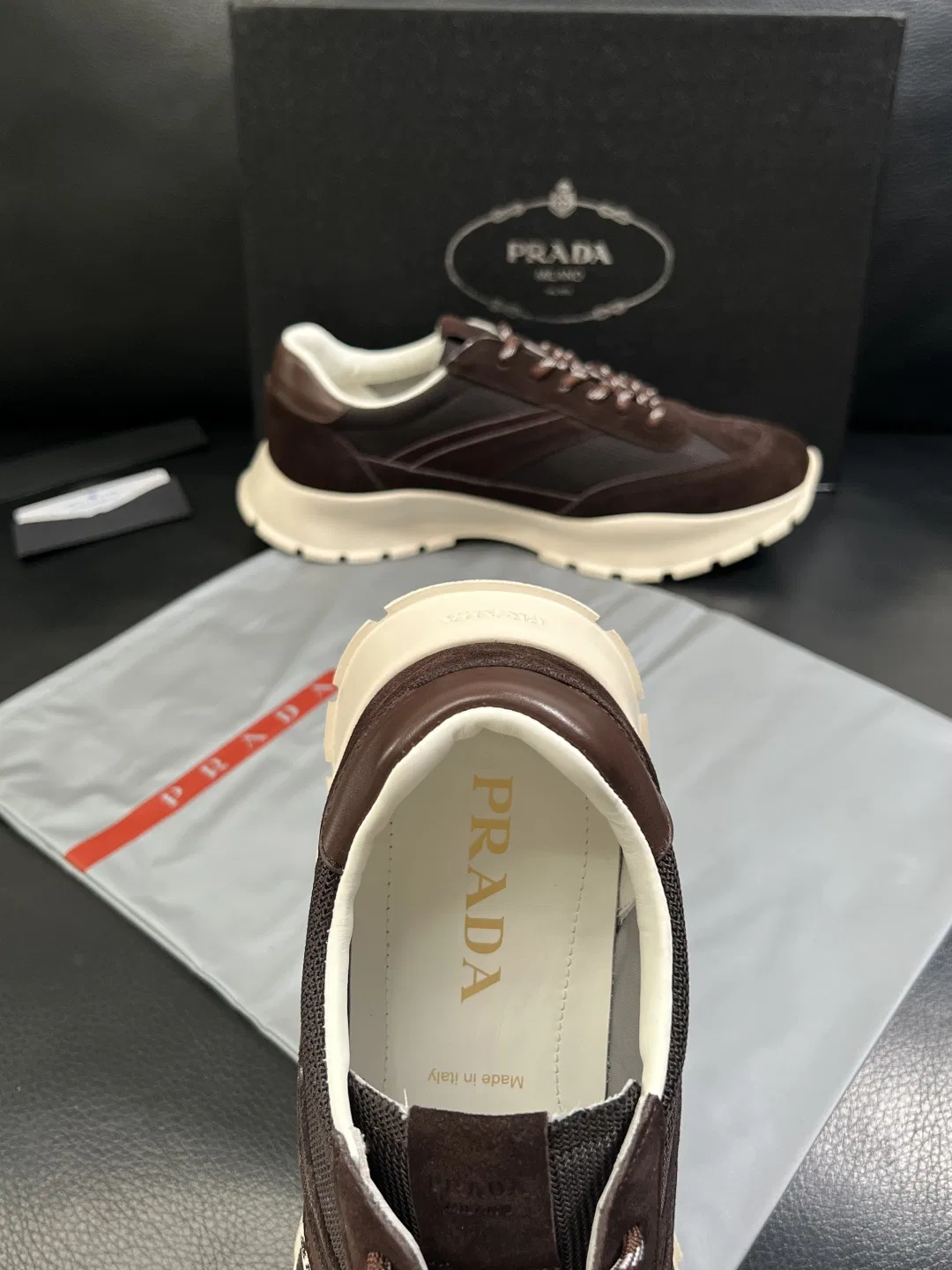 PRA 27FW AXONQXZ 087 스니커즈 24