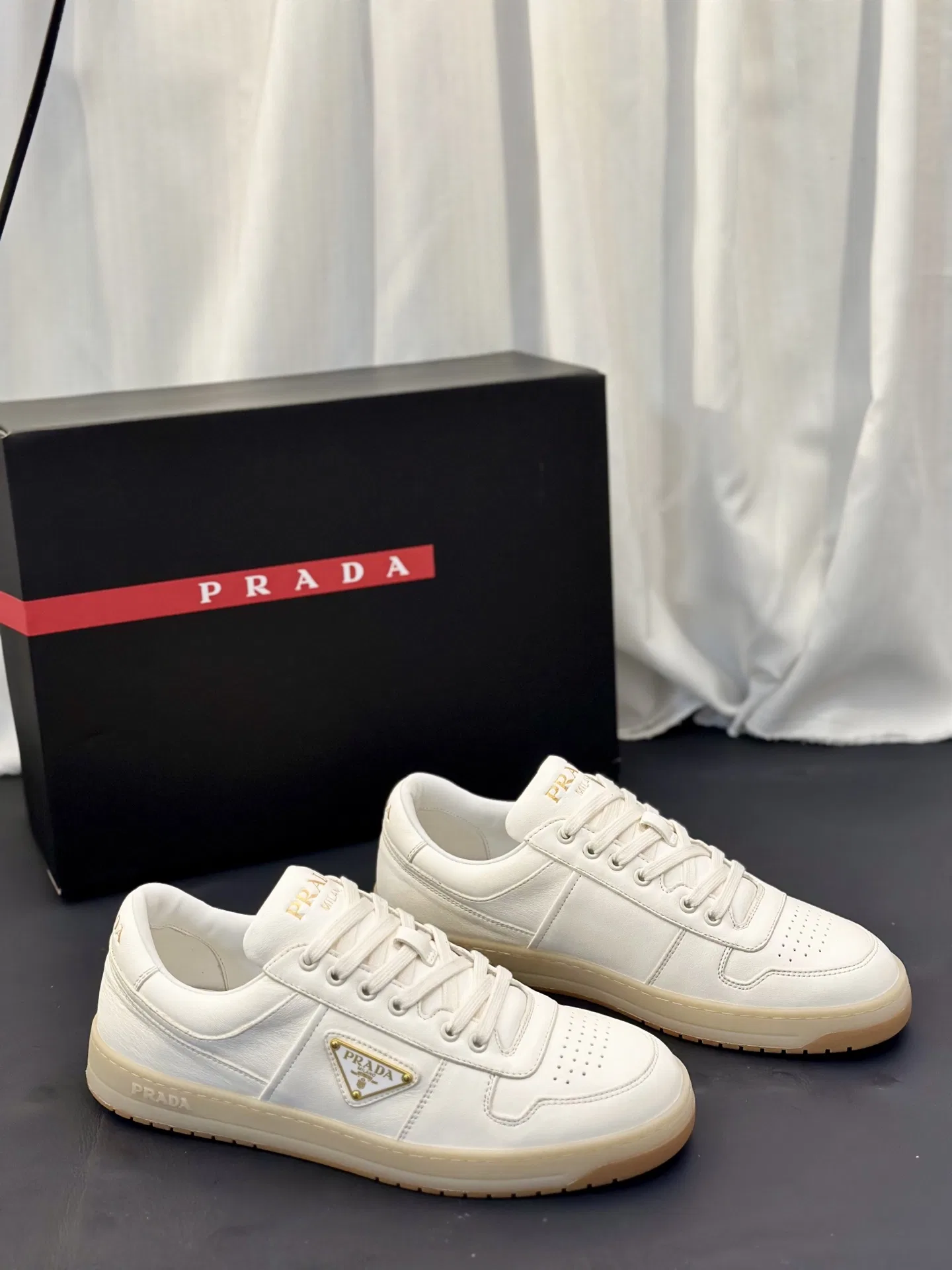 PRA 27FW AXONQXZ 098 스니커즈 18