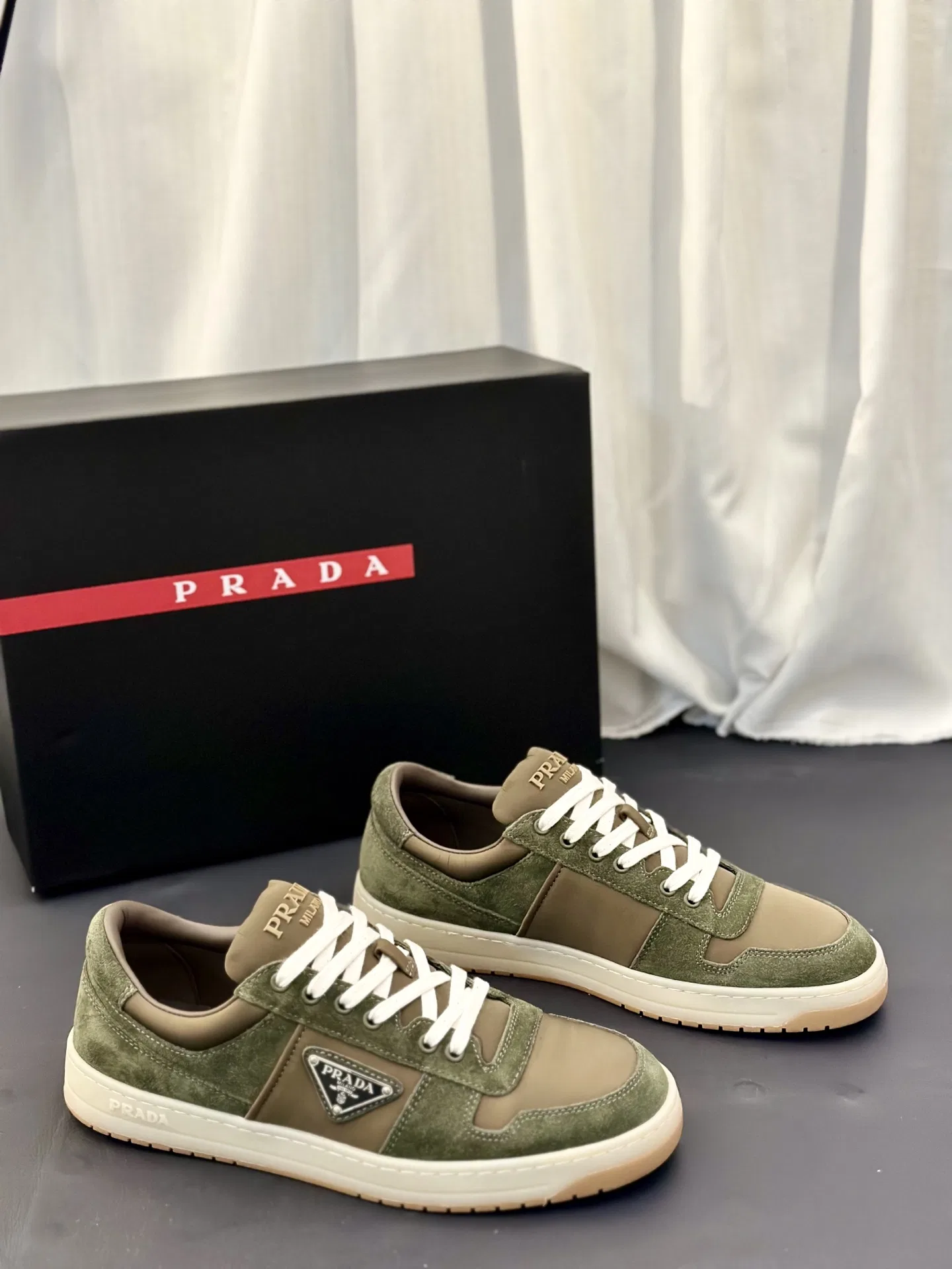 PRA 27FW AXONQXZ 099 스니커즈 28