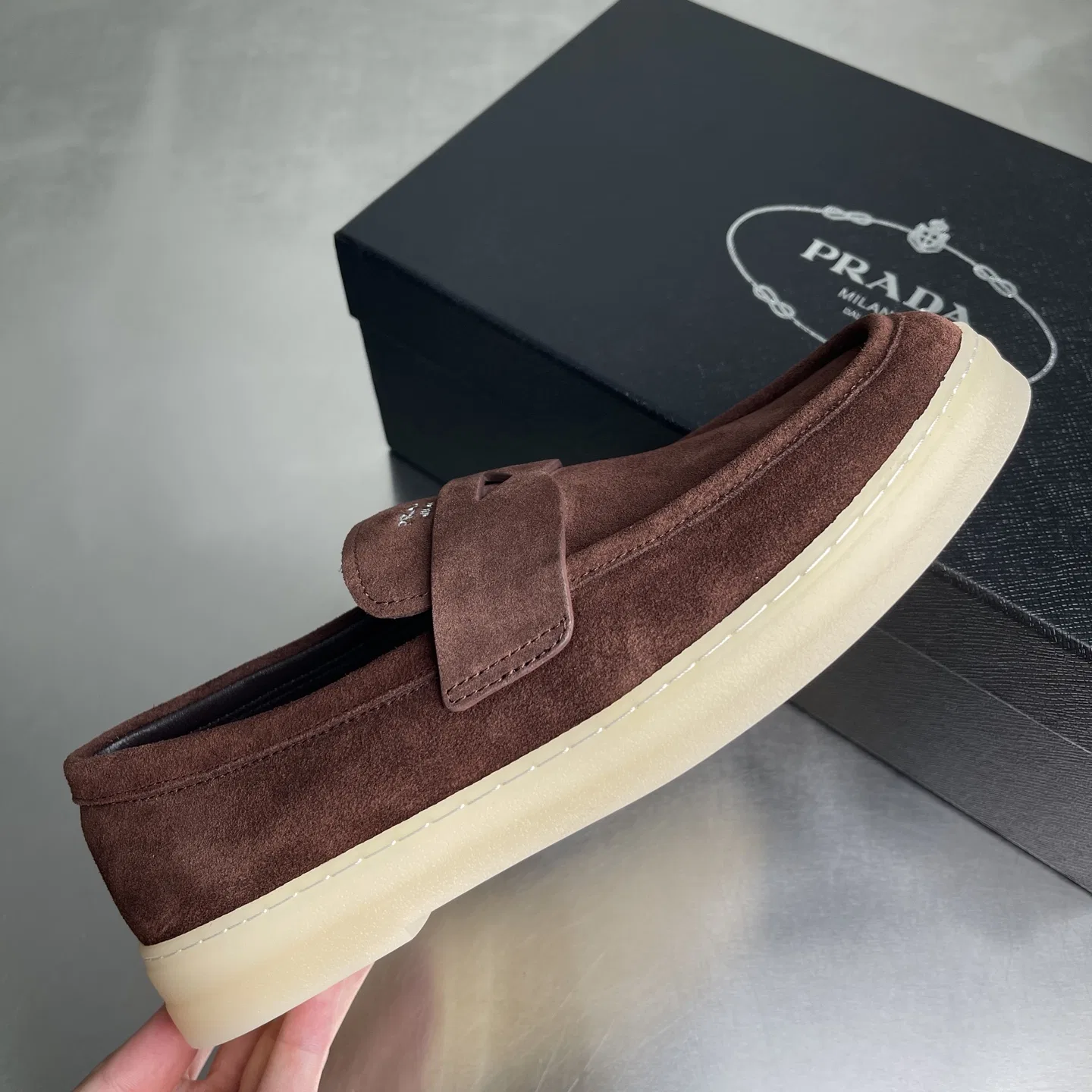 PRA 27FW EJEUHTT 025 로퍼 18