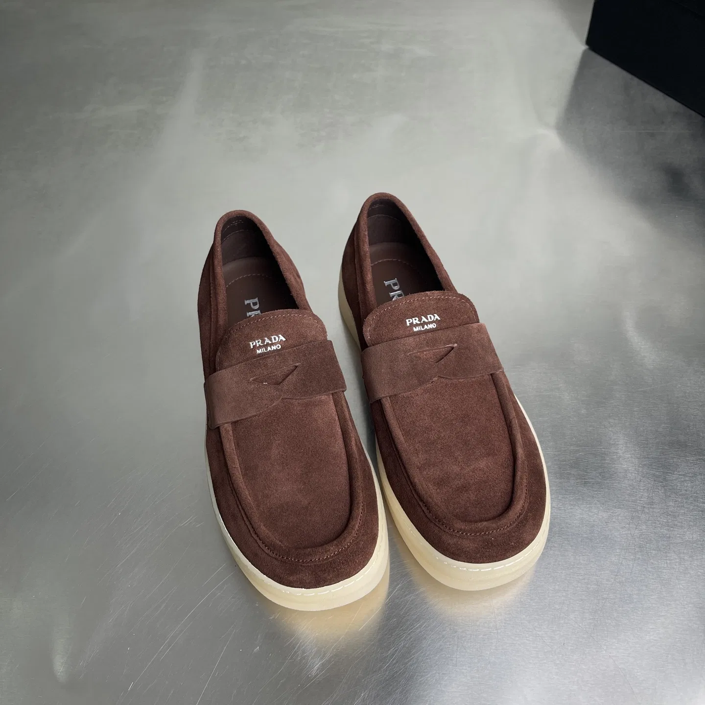 PRA 27FW EJEUHTT 025 로퍼 20