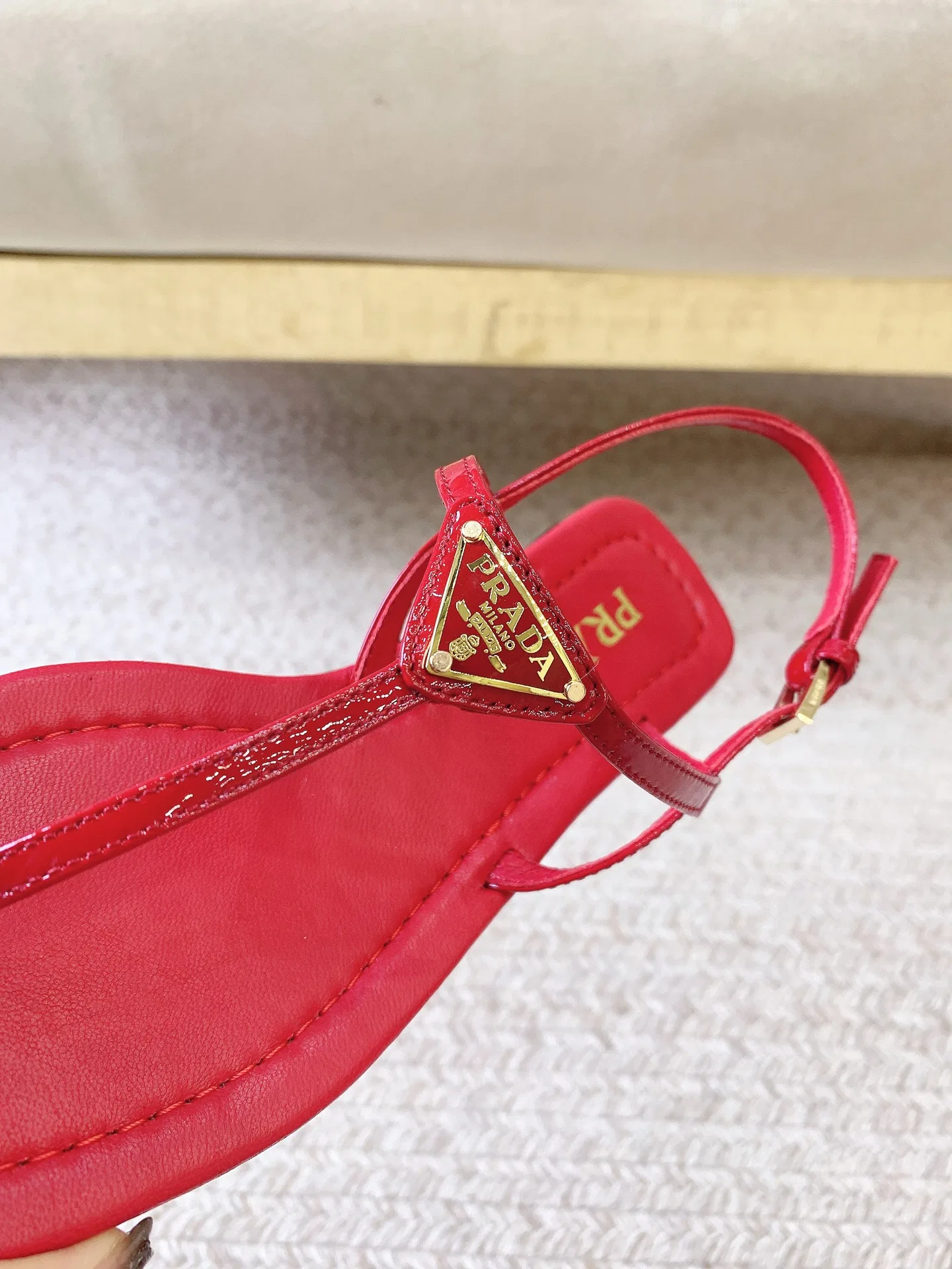 PRA 27FW EJEUHTT 027 쪼리 15