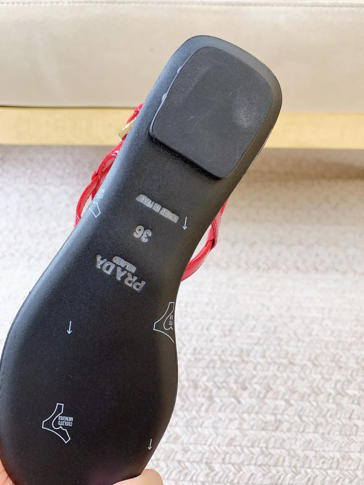 PRA 27FW EJEUHTT 027 쪼리 16