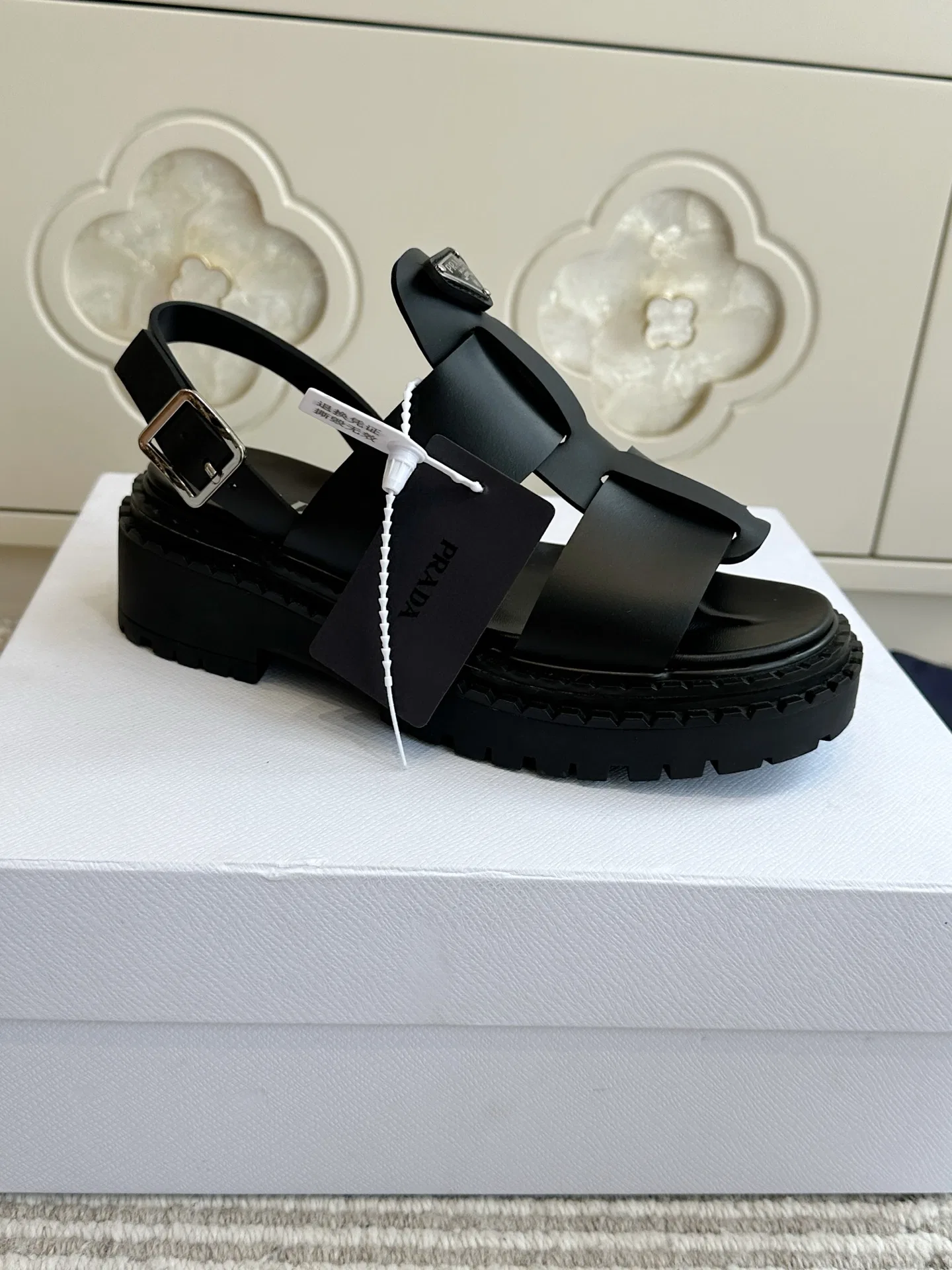 PRA 27FW EJEUHTT 038 샌들 9